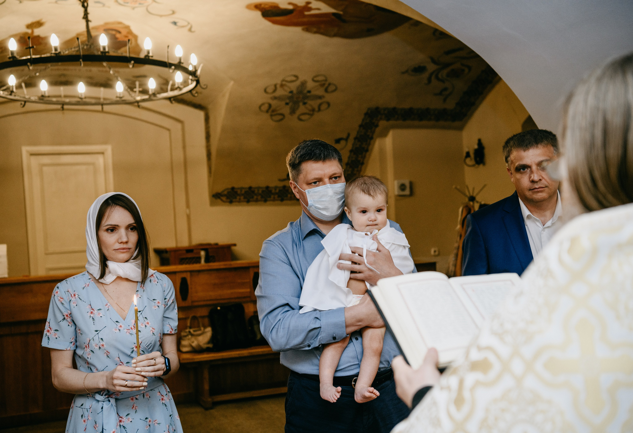 Крещение Александра. Фотограф на выписку из роддома в Москве и МО