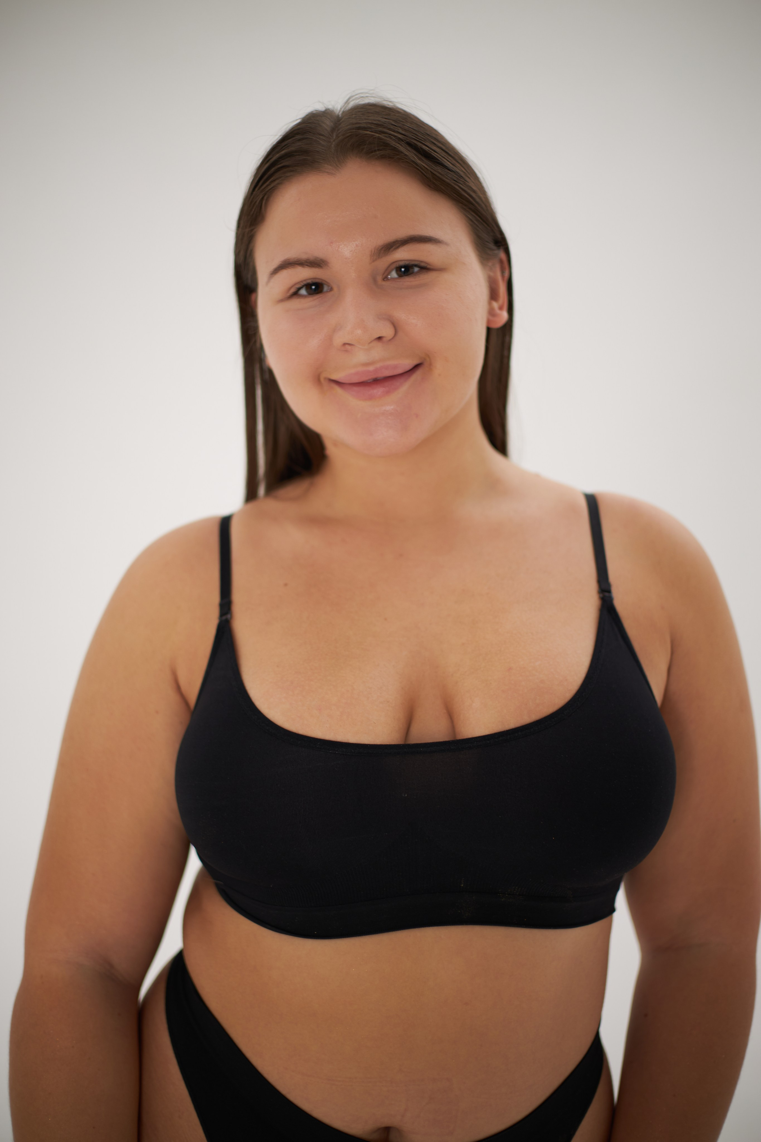 Дарья, 52-54 р-р, рост 170 см. KED Production — продакшн из СПб. Создаём фото, видео и контент, который помогает брендам и селлерам продавать больше