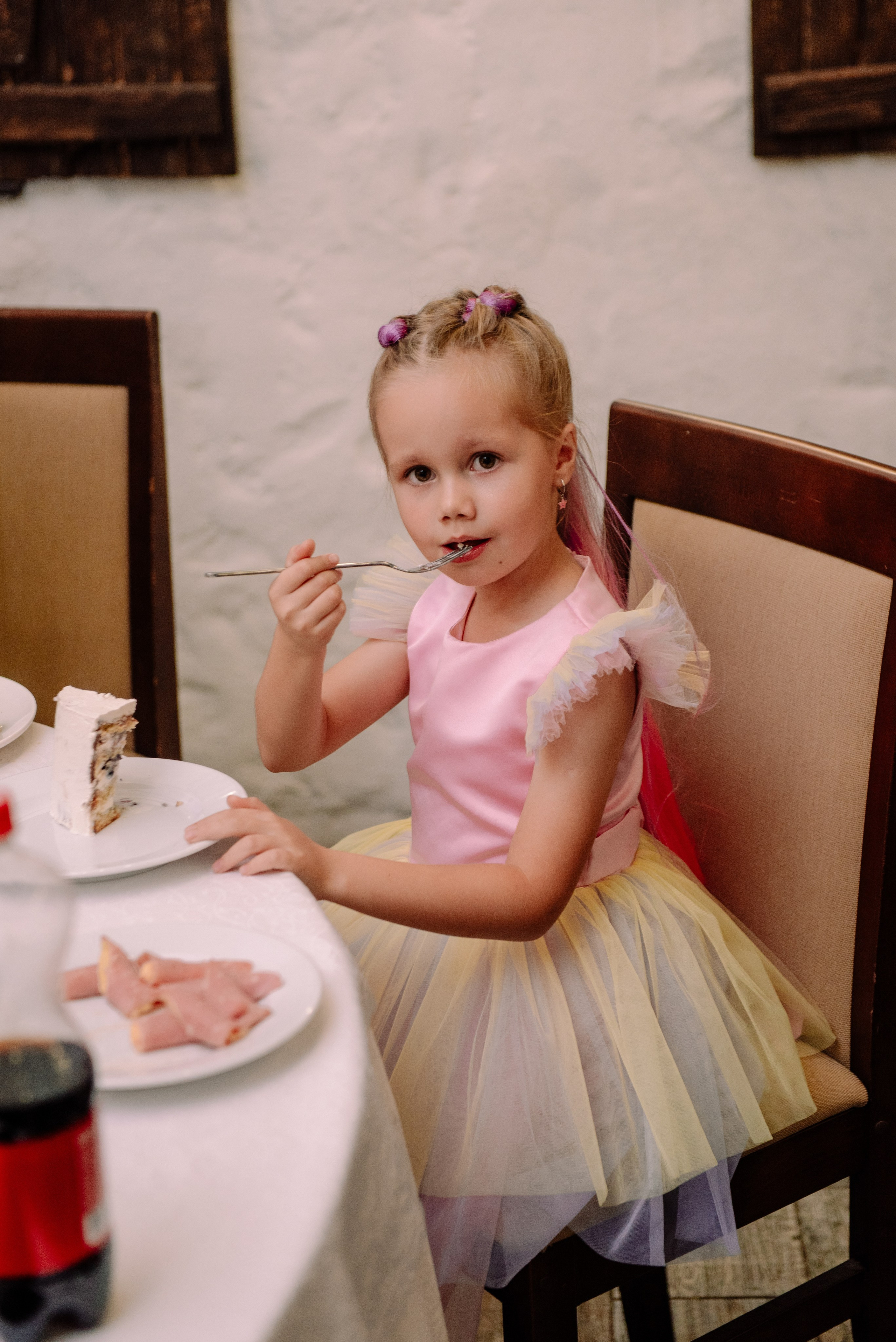 Юля и Саша — душевный банкет. Семейный и свадебный фотограф в Рязани Лиза Голованова