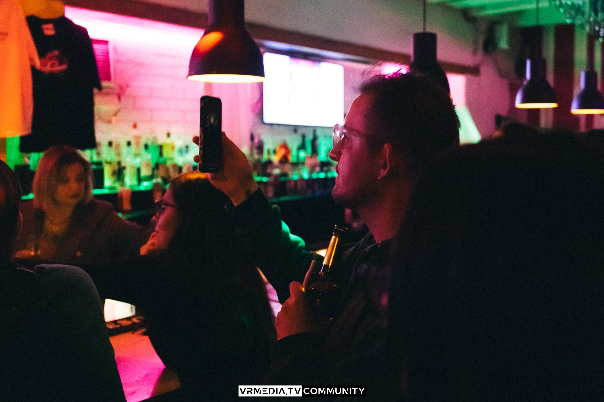 Бар «Cosmo»: Прощальная вечеринка