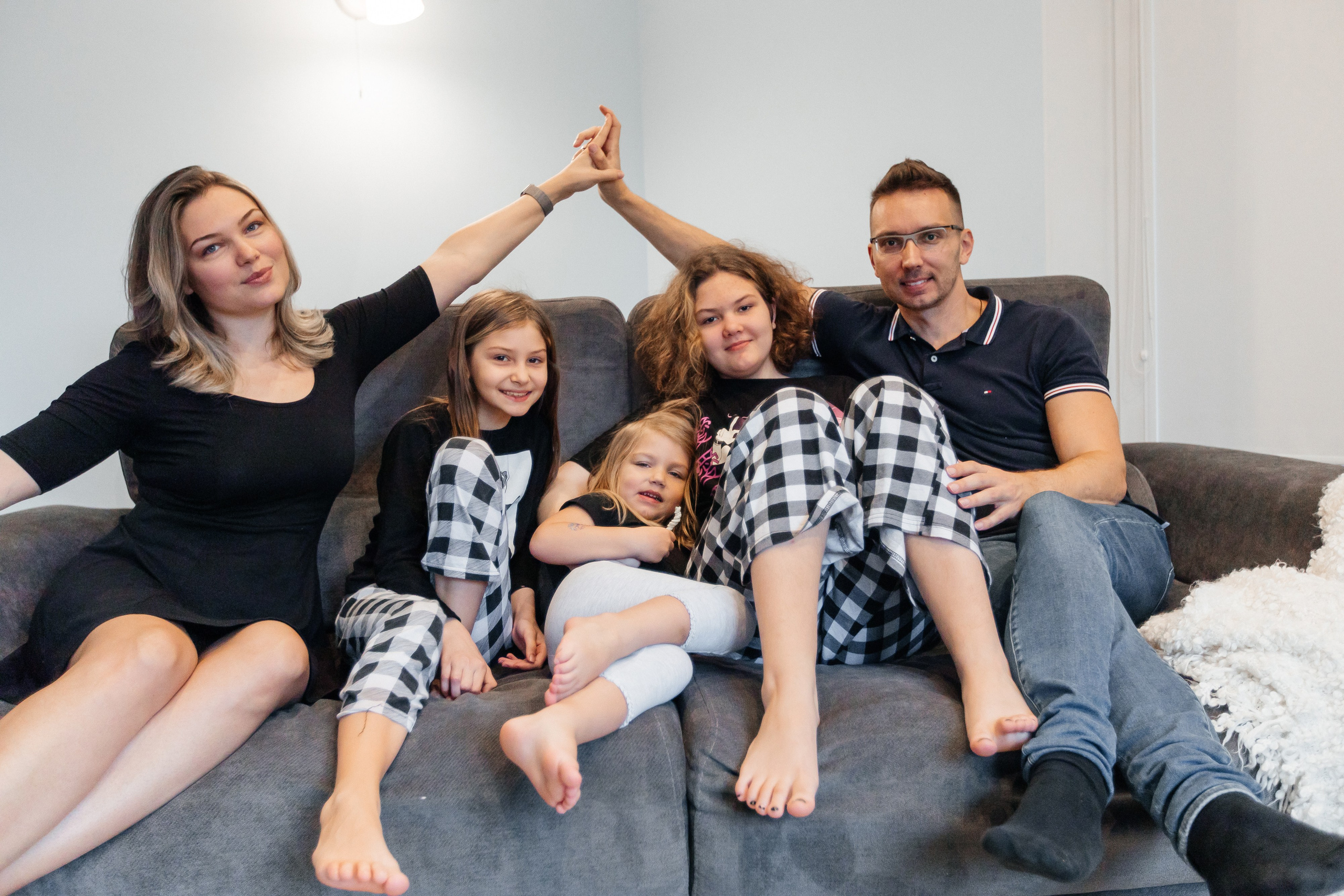 Игорь, Лера, Миля, Ксюша и Аня. Фотограф Таганрог Любимая Надя