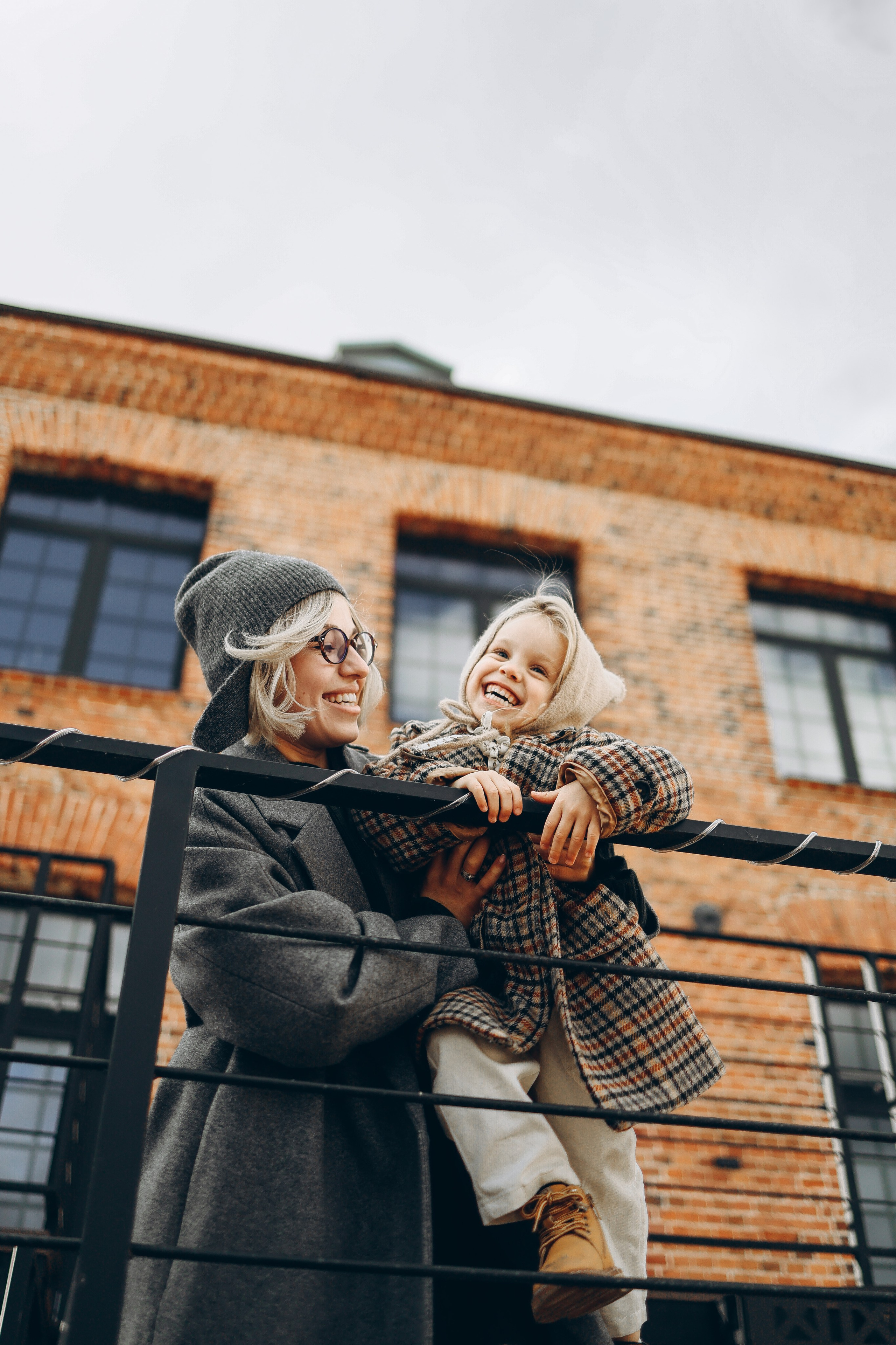 Крис и Уля. Я Лена — семейный фотограф в стиле Life Style Москва и Подмосковья: Балашиха, Пушкино, Щелково, Домодедово, Дмитров. Я за эмоции и любовь