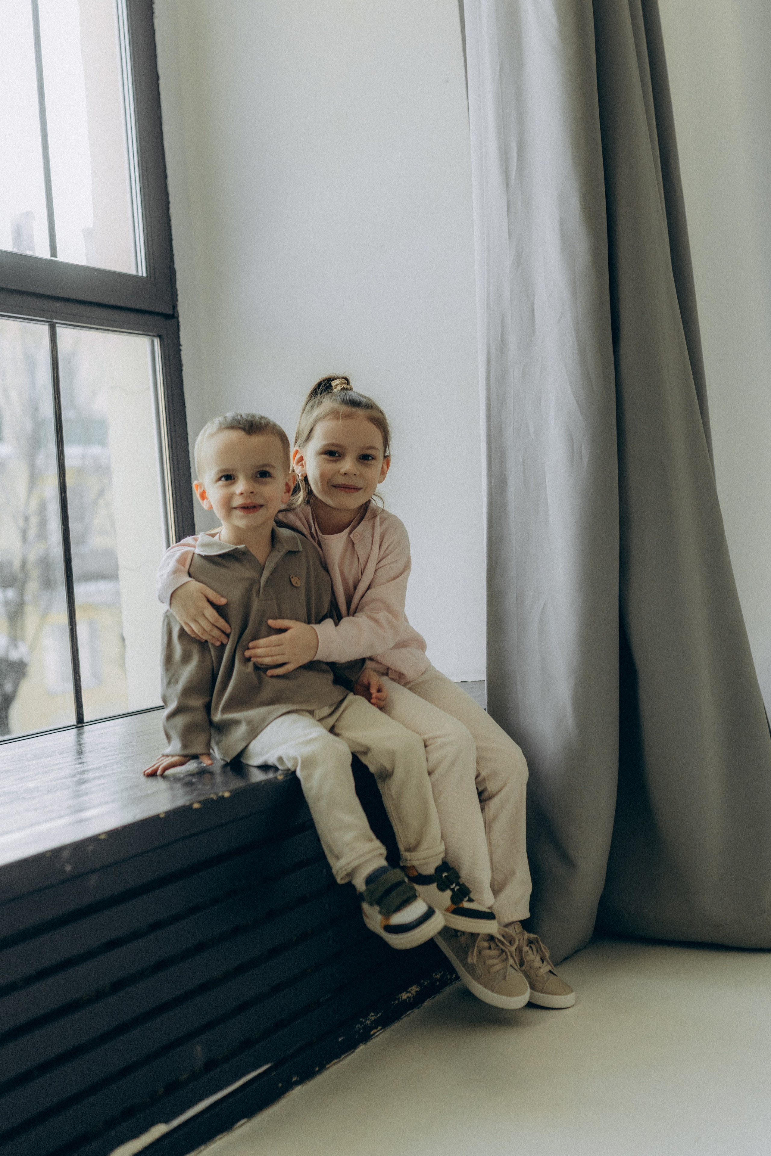 Семейная съёмка на циклораме. Фотограф НОГИНСК, Москва, Анастасия Белая