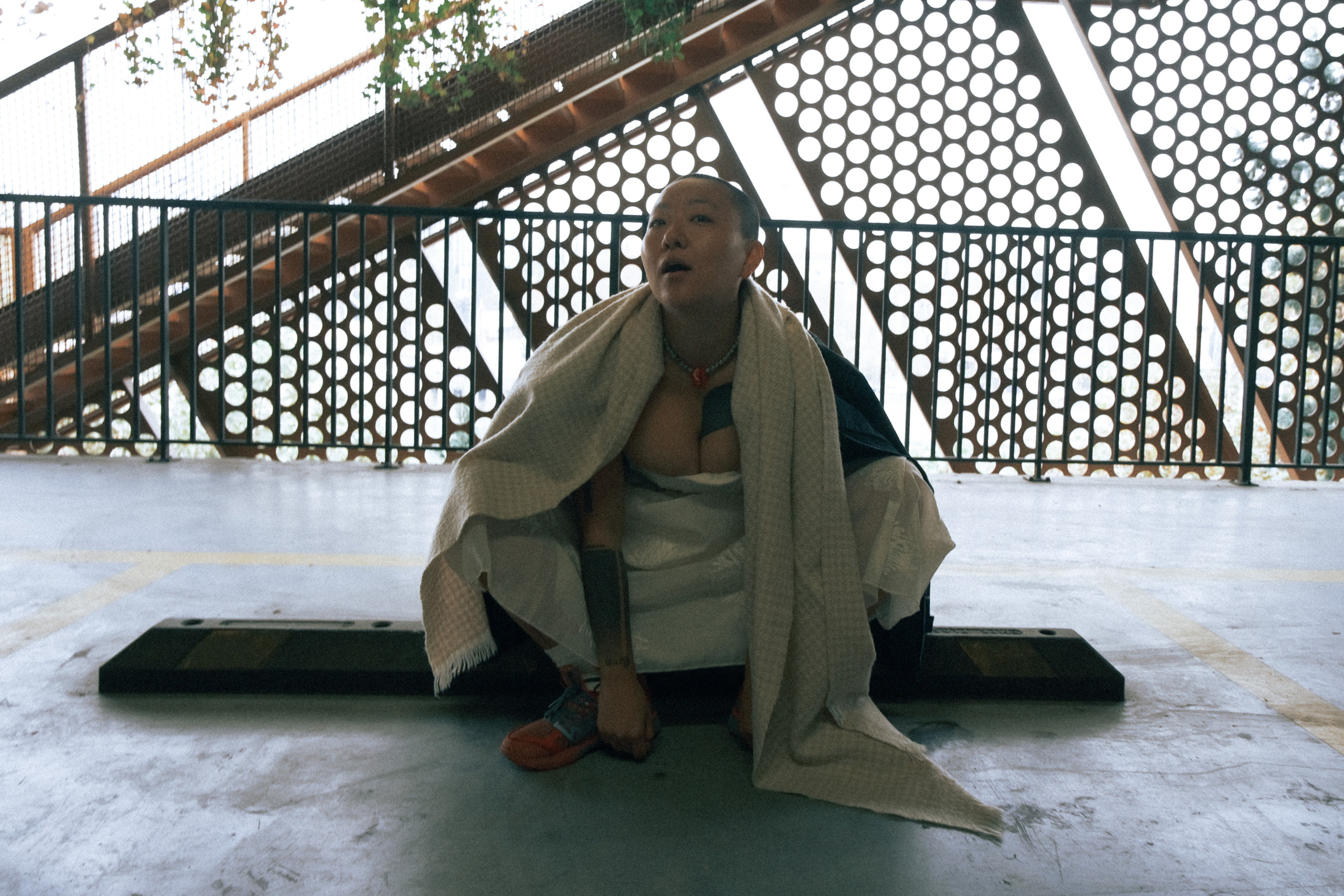 Tibetan girl. Photographer Tbilisi