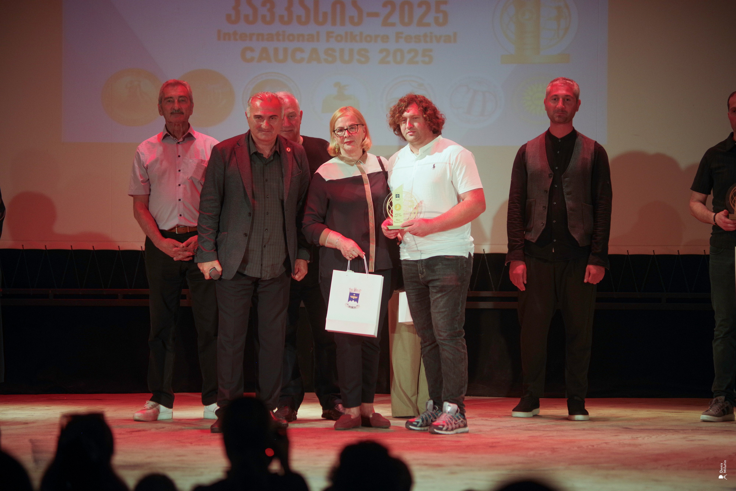 Танцы в прекрасном Они. Портретный фотограф Денис Милютин