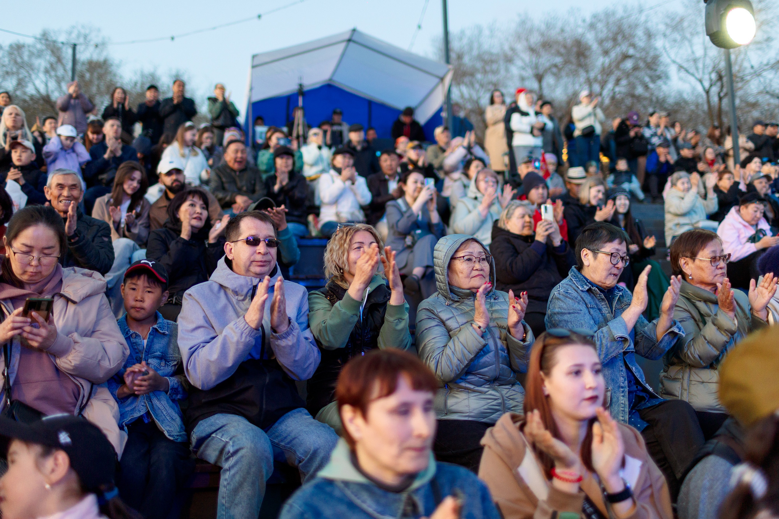 Концерт приуроченный к празднованию 80 лет победл. Свадебный и семейный фотограф в Улан-Удэ