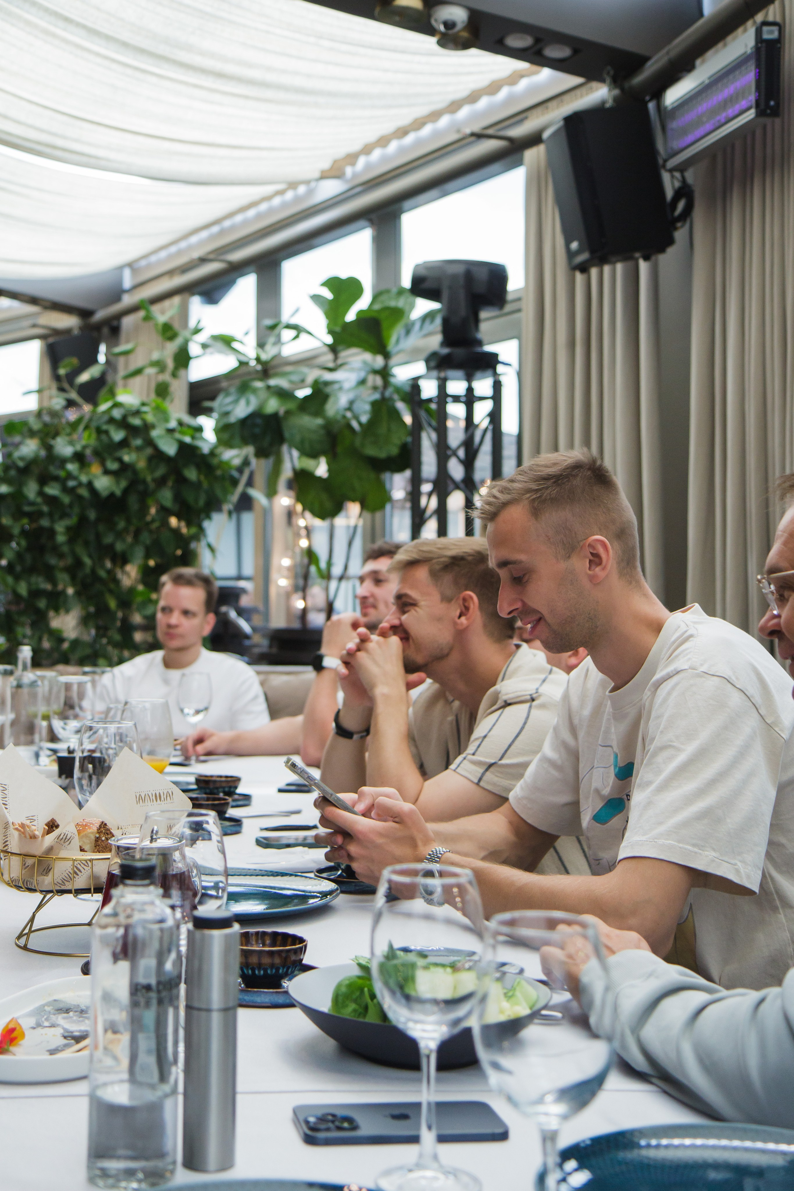 Бизнес-завтрак Германа Гаврилова. Фотограф Москва — личные фотосессии, лавстори в студии
