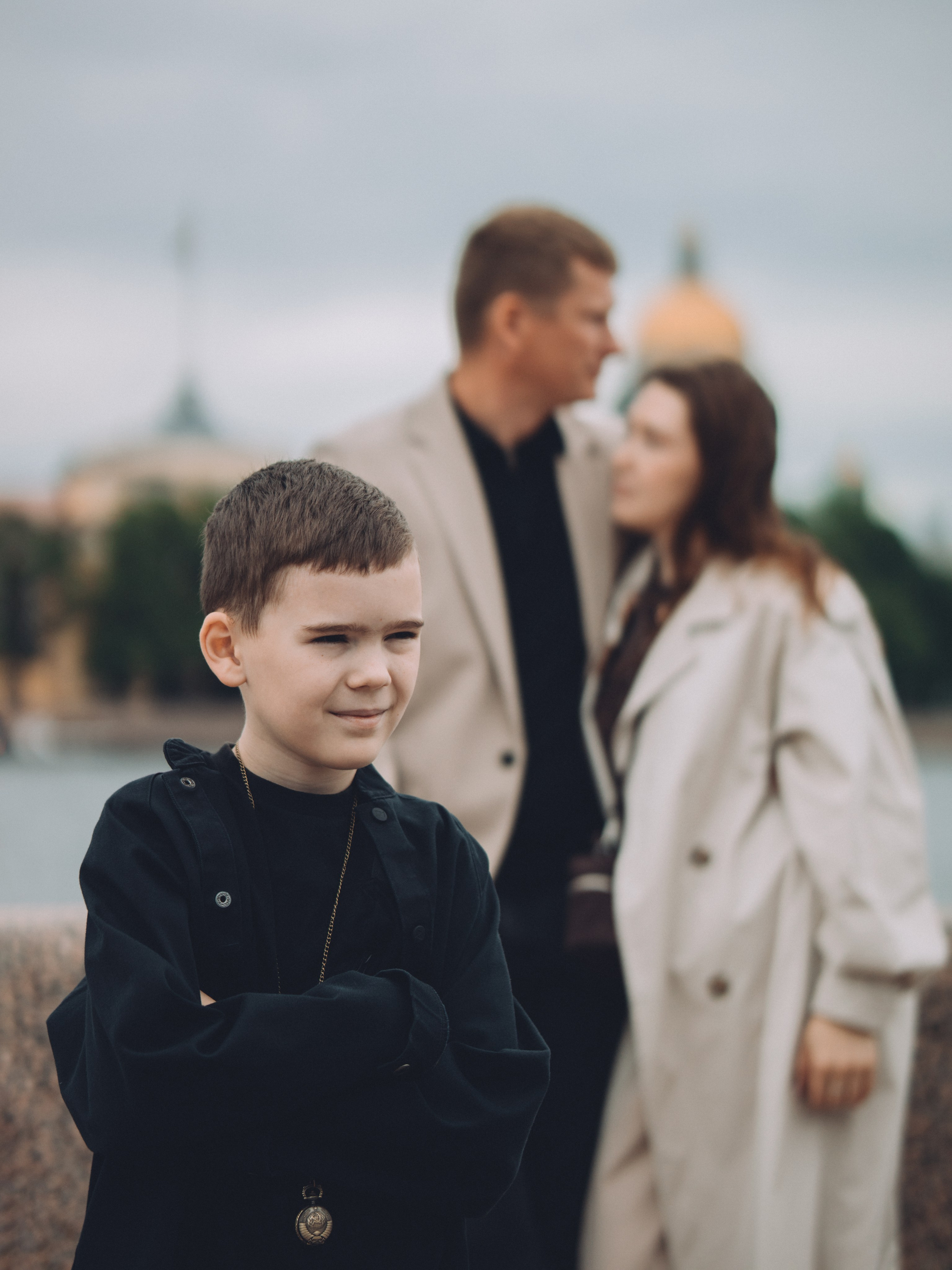 Семейная фотосессия на прогулке по городу Петербургу. Светлана Гопанюк. Портретный фотограф. Санкт-Петербург. СПб