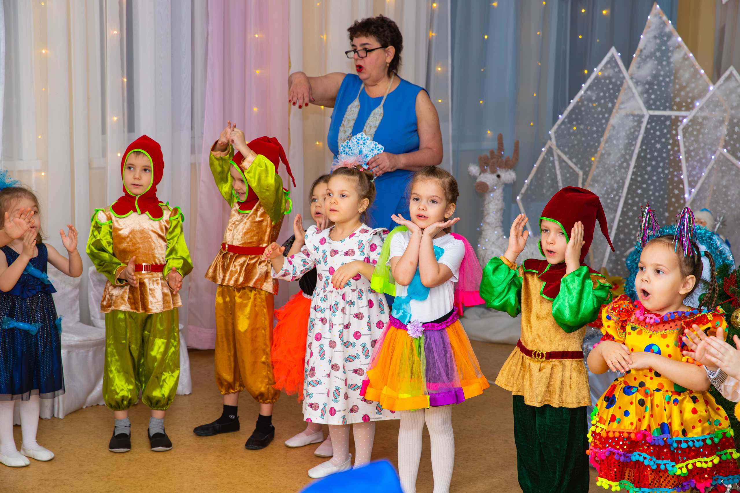 Новогодний утренник детский садик № 21. Фотограф Александр Поздняков  Новосибирск