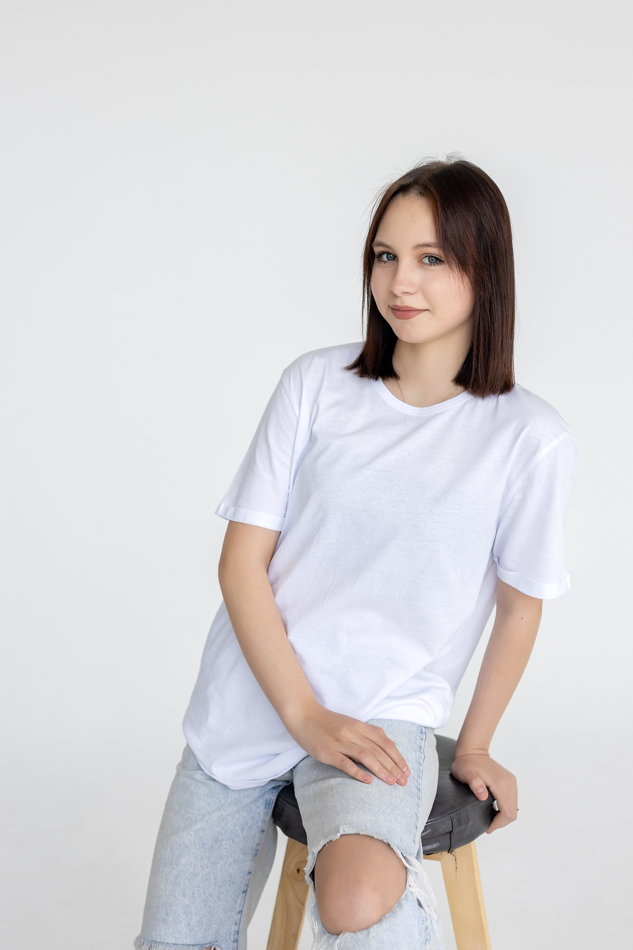 Школа 11, 9-г класс. Артём. Стильный выпускной альбом Владивосток фотограф Вероника Мигачева