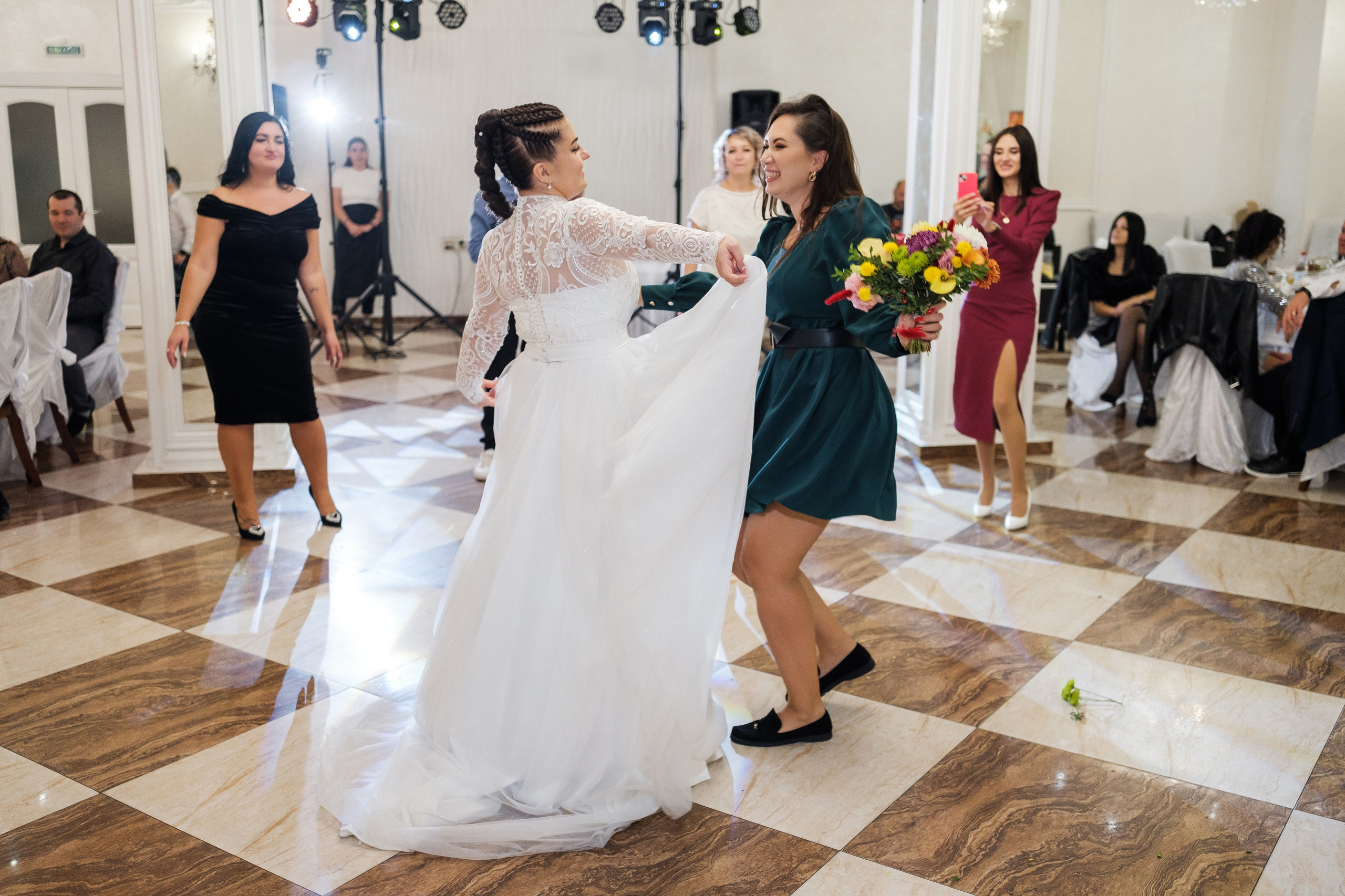 Александр и Лариса. Свадебный фотограф | репортаж | праздники | крещение