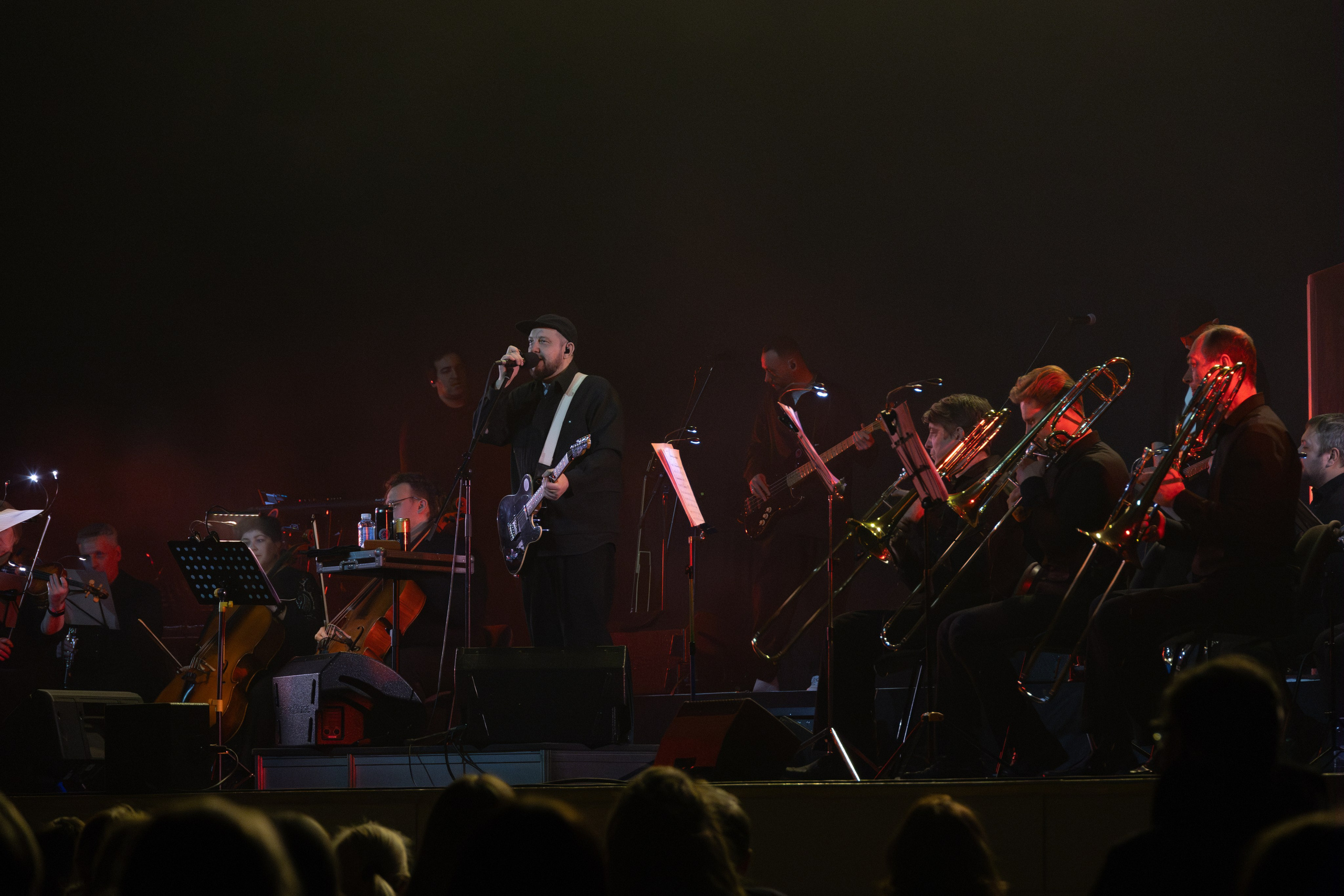Сергей Бобунец КРАСНОЯРСК. Фотограф Красноярск съемки лавстори, фотосессия в студии, портретная съемка, творческие фотосессии