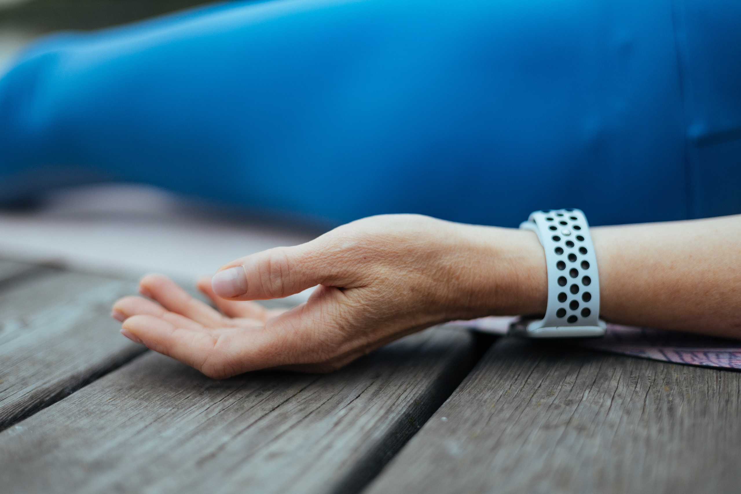 ЙОГА. Фотограф Красноярск съемки лавстори, фотосессия в студии, портретная съемка, творческие фотосессии