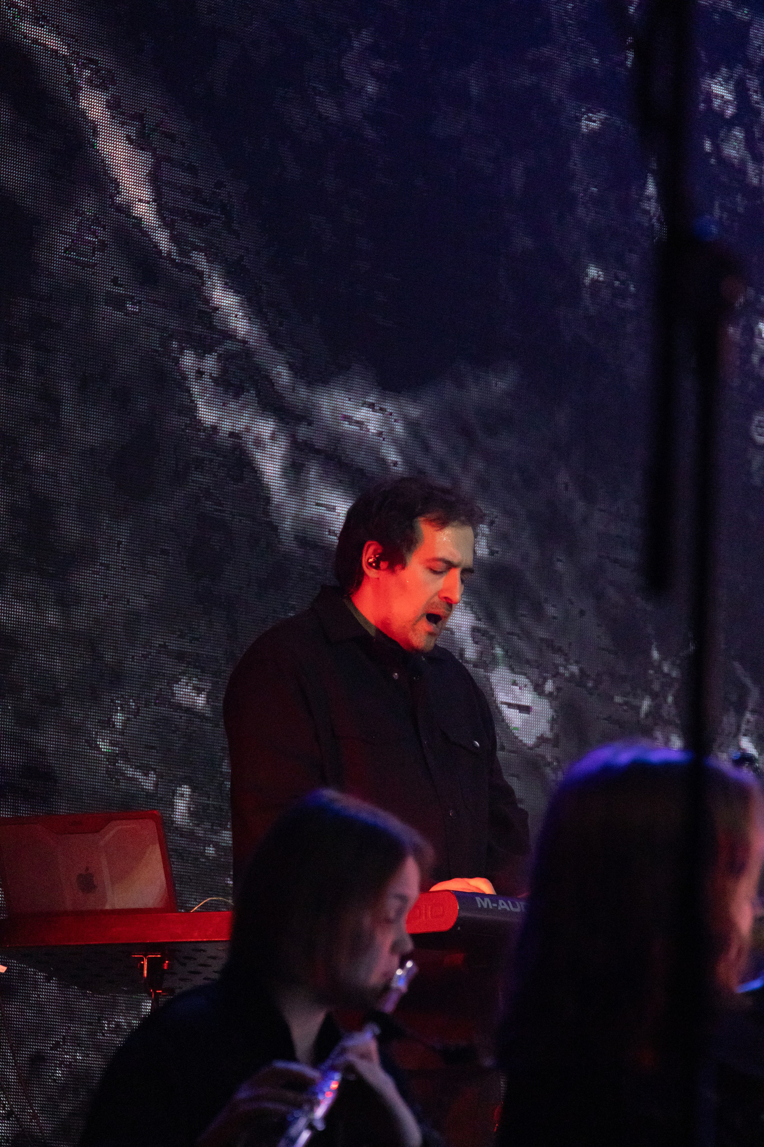 Сергей Бобунец КРАСНОЯРСК. Фотограф Красноярск съемки лавстори, фотосессия в студии, портретная съемка, творческие фотосессии