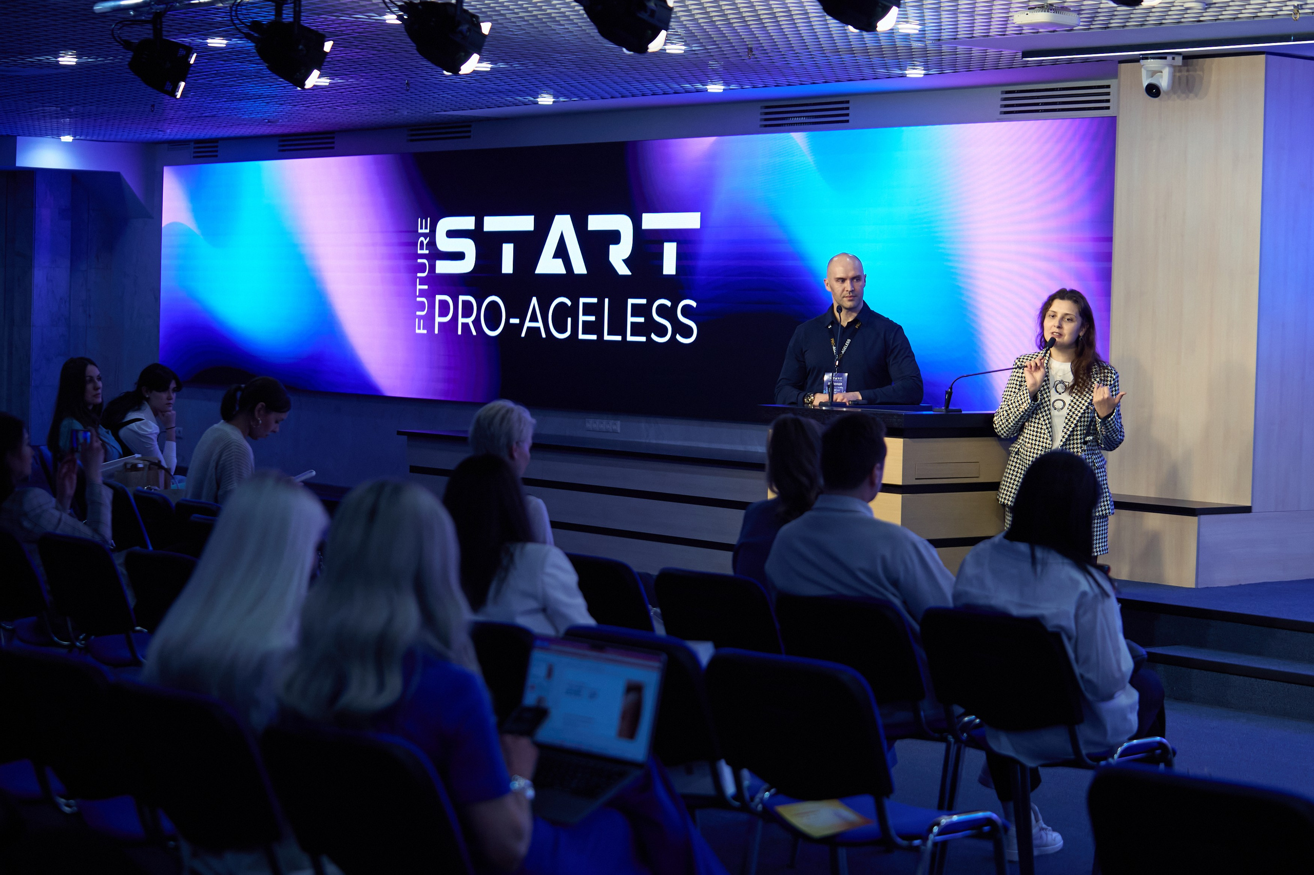 СПИКЕРЫ. PRO-AGELESS