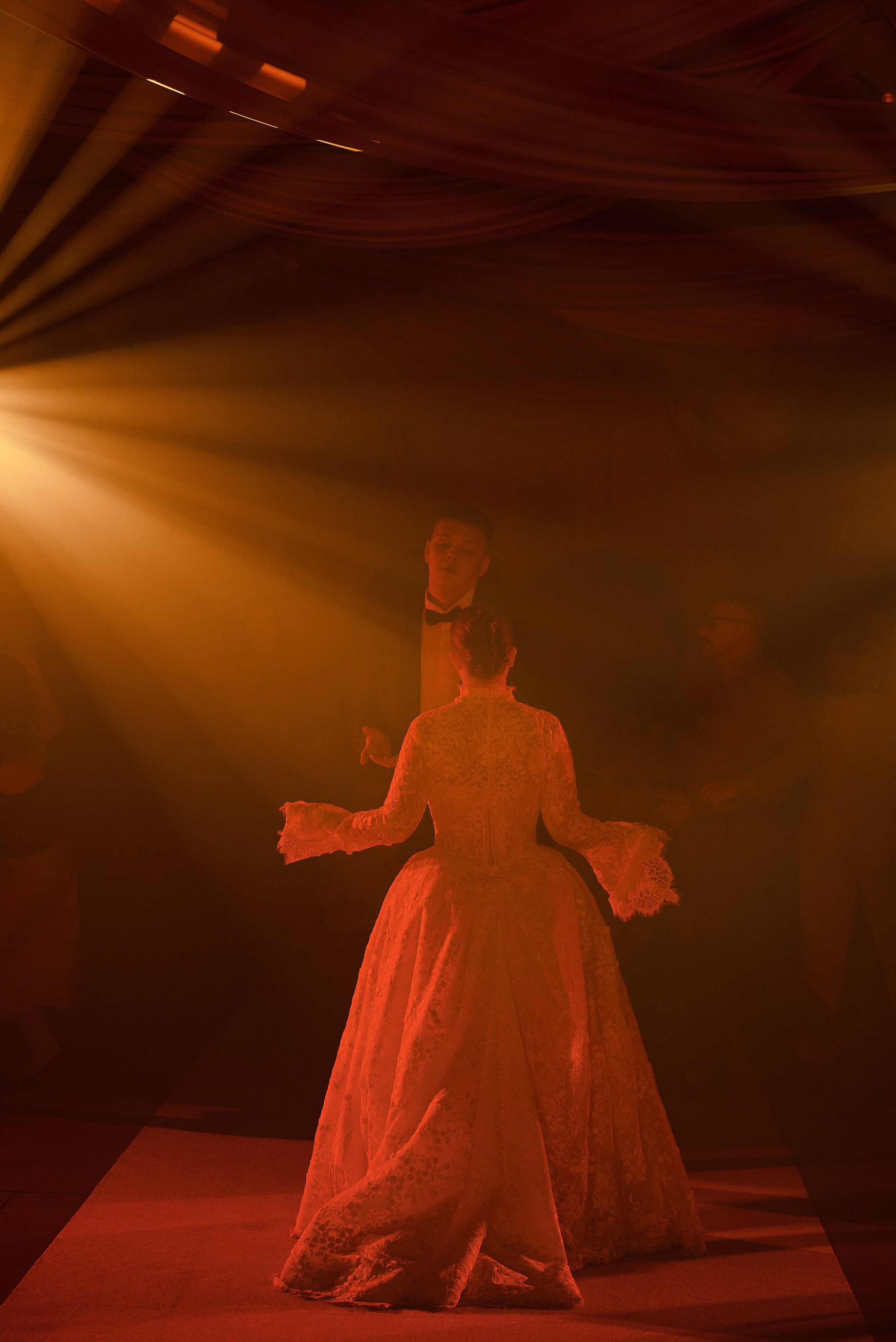 Свадебный фотограф в Брянске - фотограф на свадьбу. Свадебный и портретный фотограф в Брянске Скепская Лилия