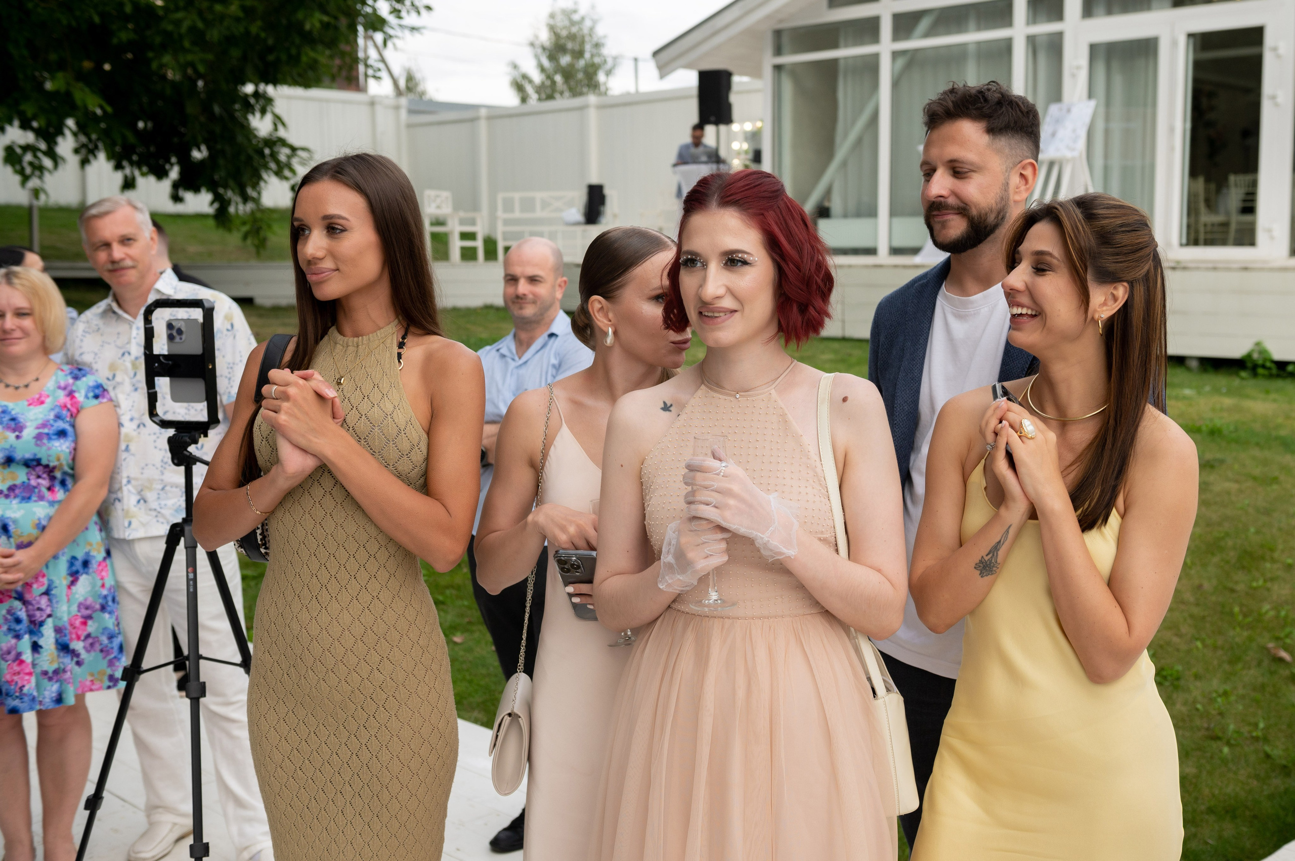 Классическая свадебная фотосессия Аины и Антона по самым красивым местам для свадебной прогулки в Санкт-Петербурге. Портретный, семейный и свадебный фотограф в Санкт-Петербурге и в Пушкине Ширяев Денис