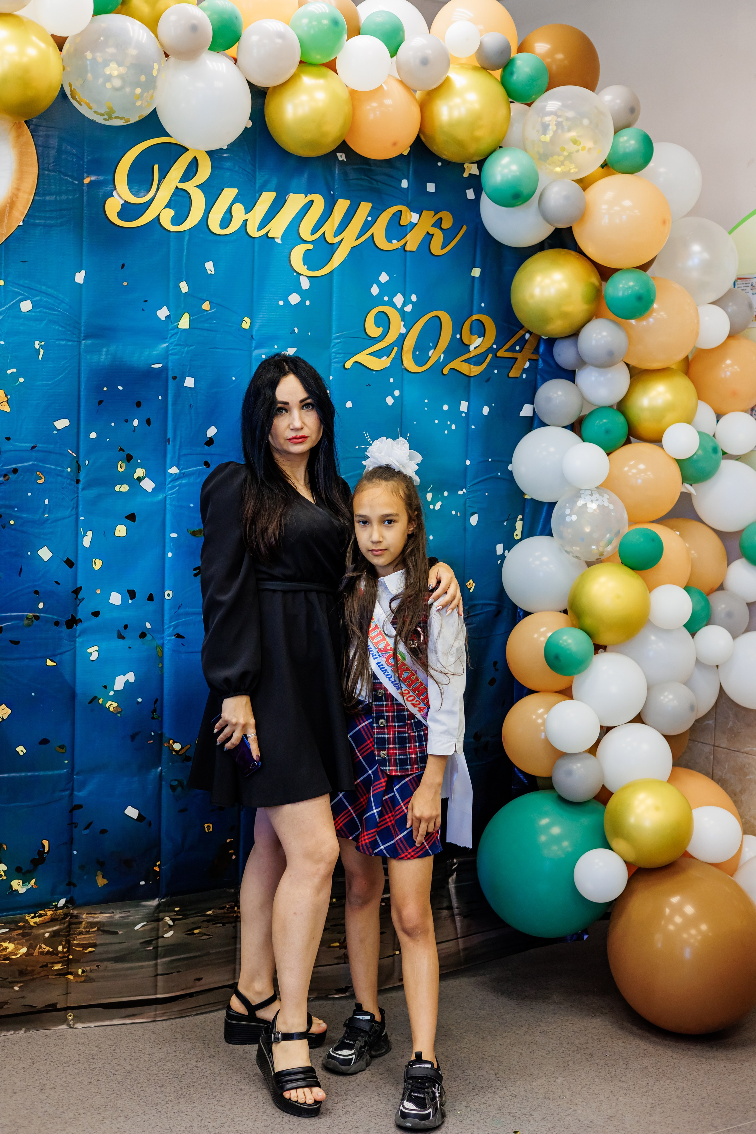 Выпуск 4а 25школа'24 год. Свадебный и семейный фотограф в Армавире