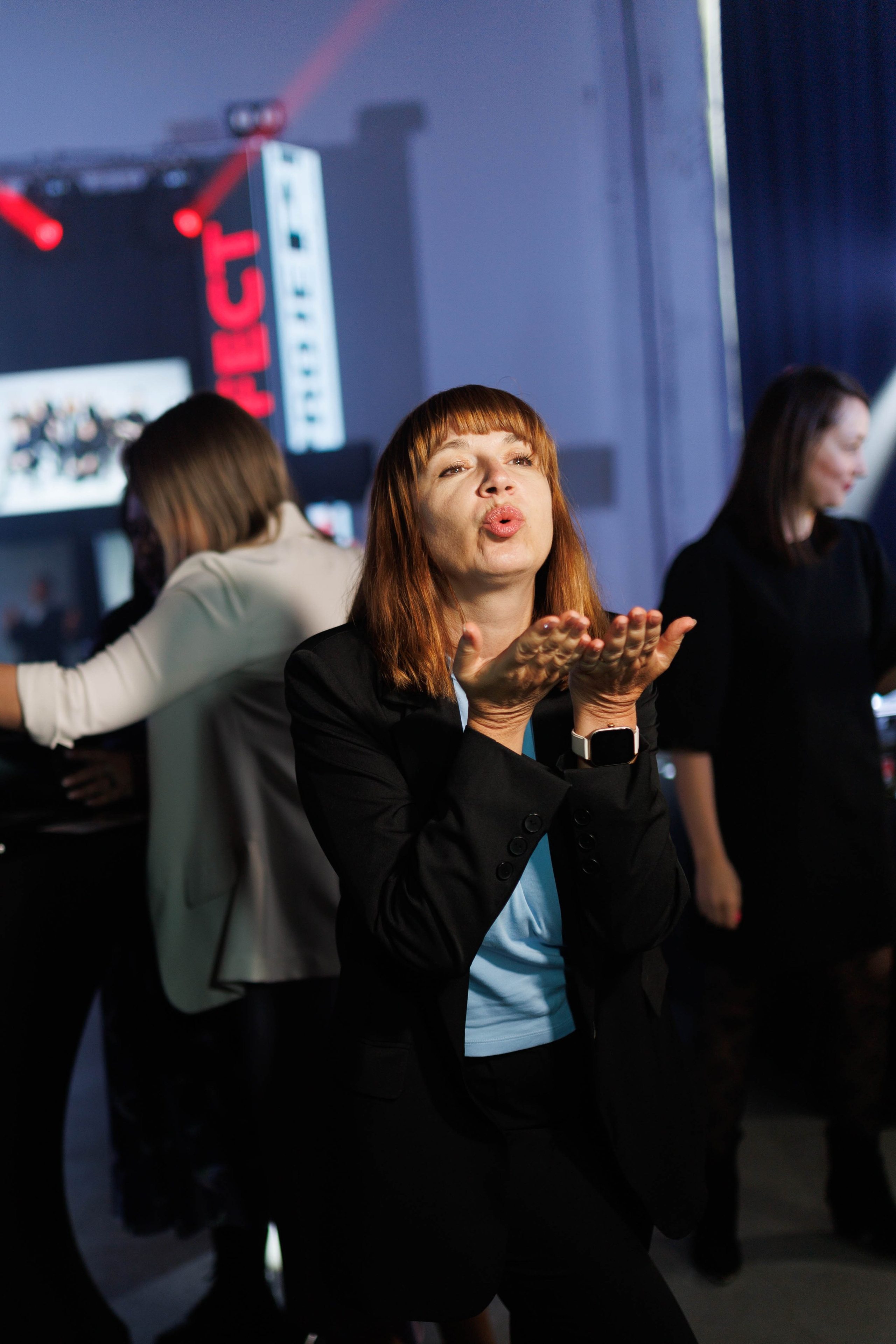 EventEffect HR вечеринка. Репортажный и портретный фотограф во Владивостоке Шегай Андрей