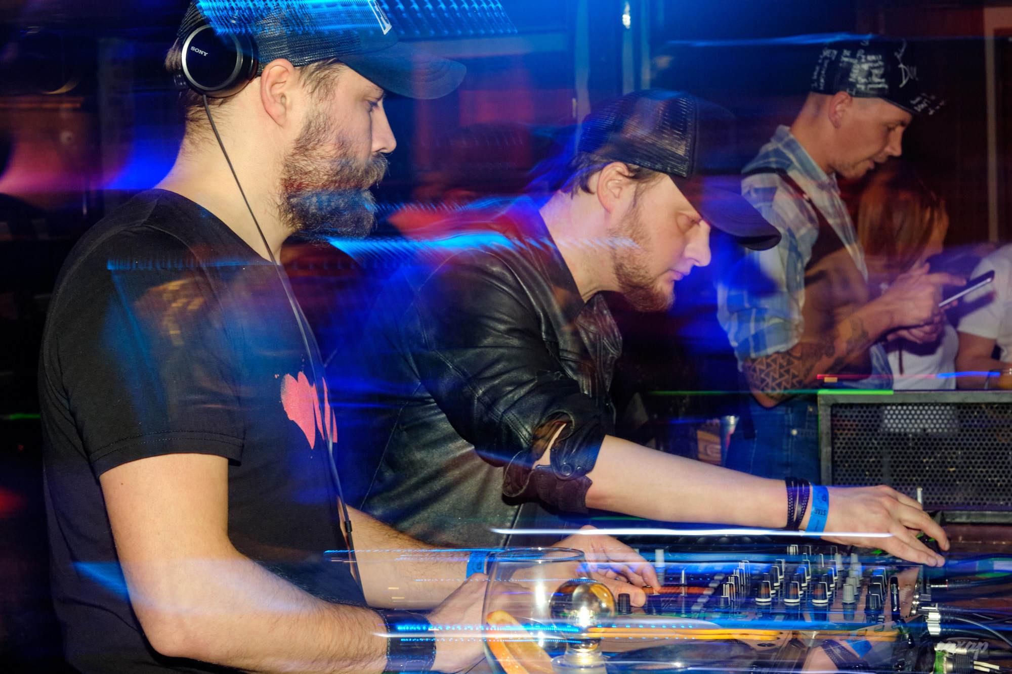 Митя Фомин ex. Hi-Fi. Профессиональный фотограф в Екатеринбурге Юра Сахар