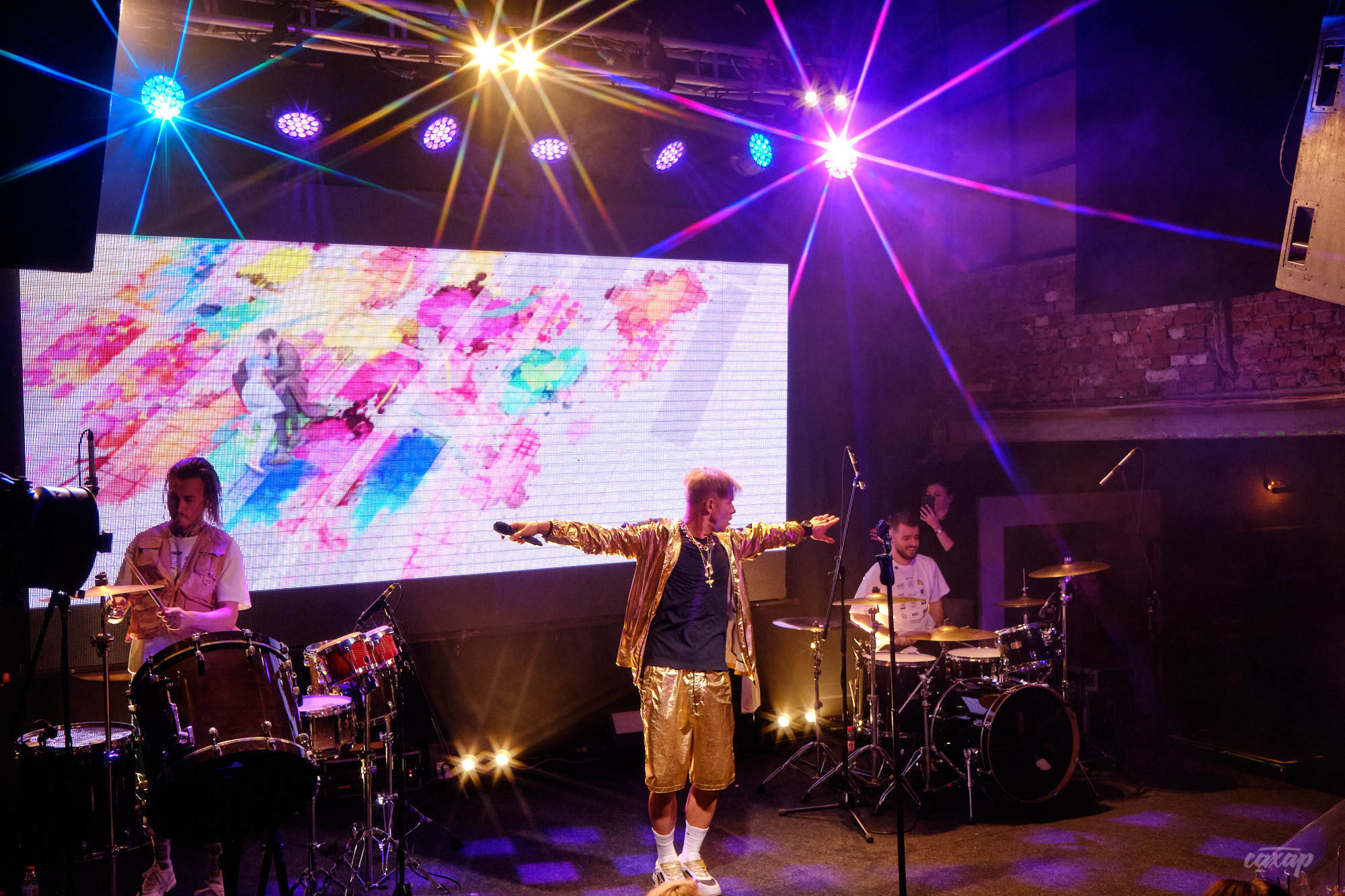 Митя Фомин ex. Hi-Fi. Профессиональный фотограф в Екатеринбурге Юра Сахар