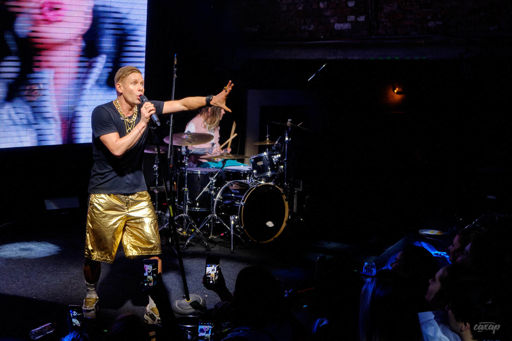 Митя Фомин ex. Hi-Fi. Профессиональный фотограф в Екатеринбурге Юра Сахар