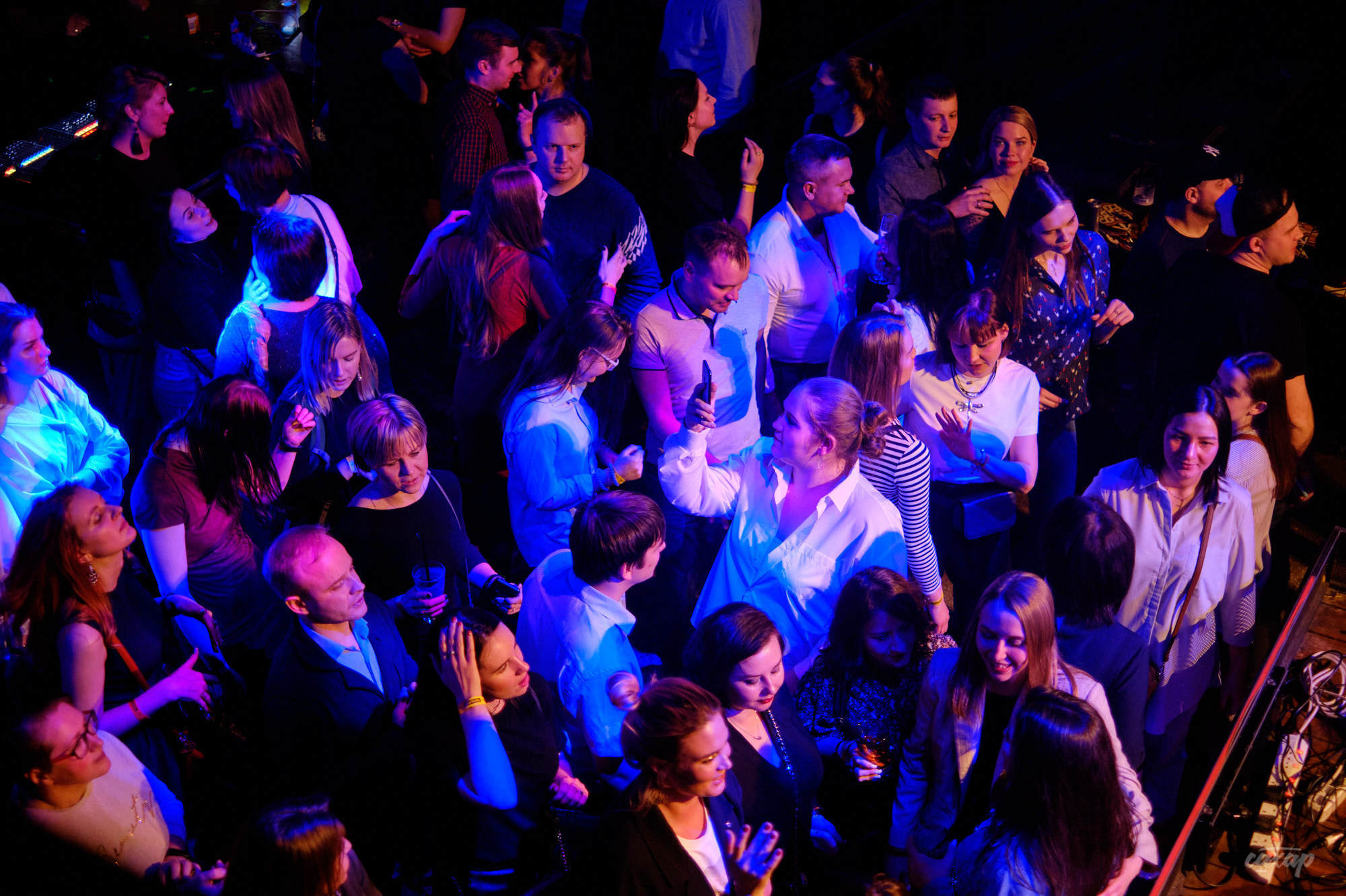 Митя Фомин ex. Hi-Fi. Профессиональный фотограф в Екатеринбурге Юра Сахар