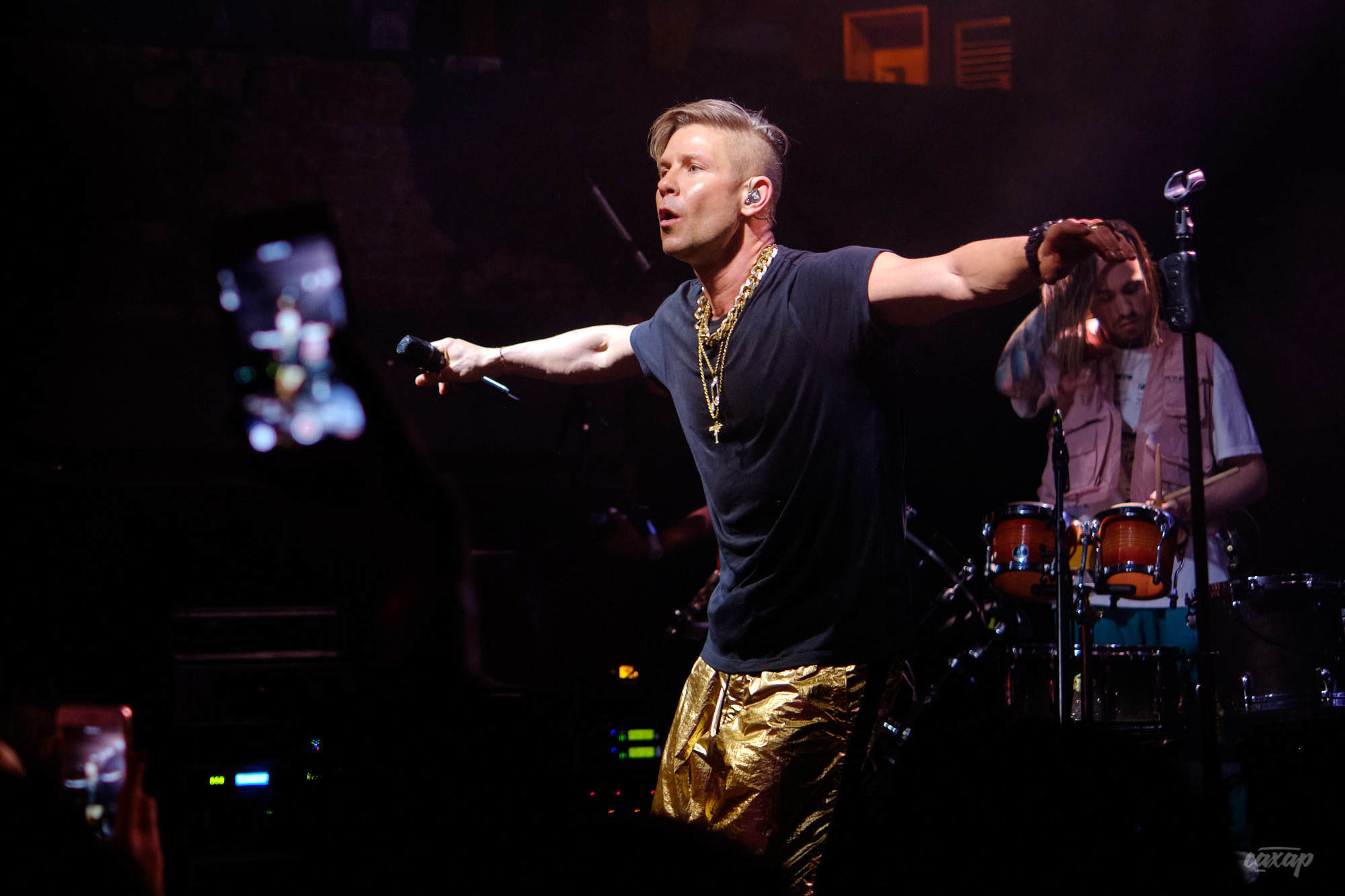 Митя Фомин ex. Hi-Fi. Профессиональный фотограф в Екатеринбурге Юра Сахар