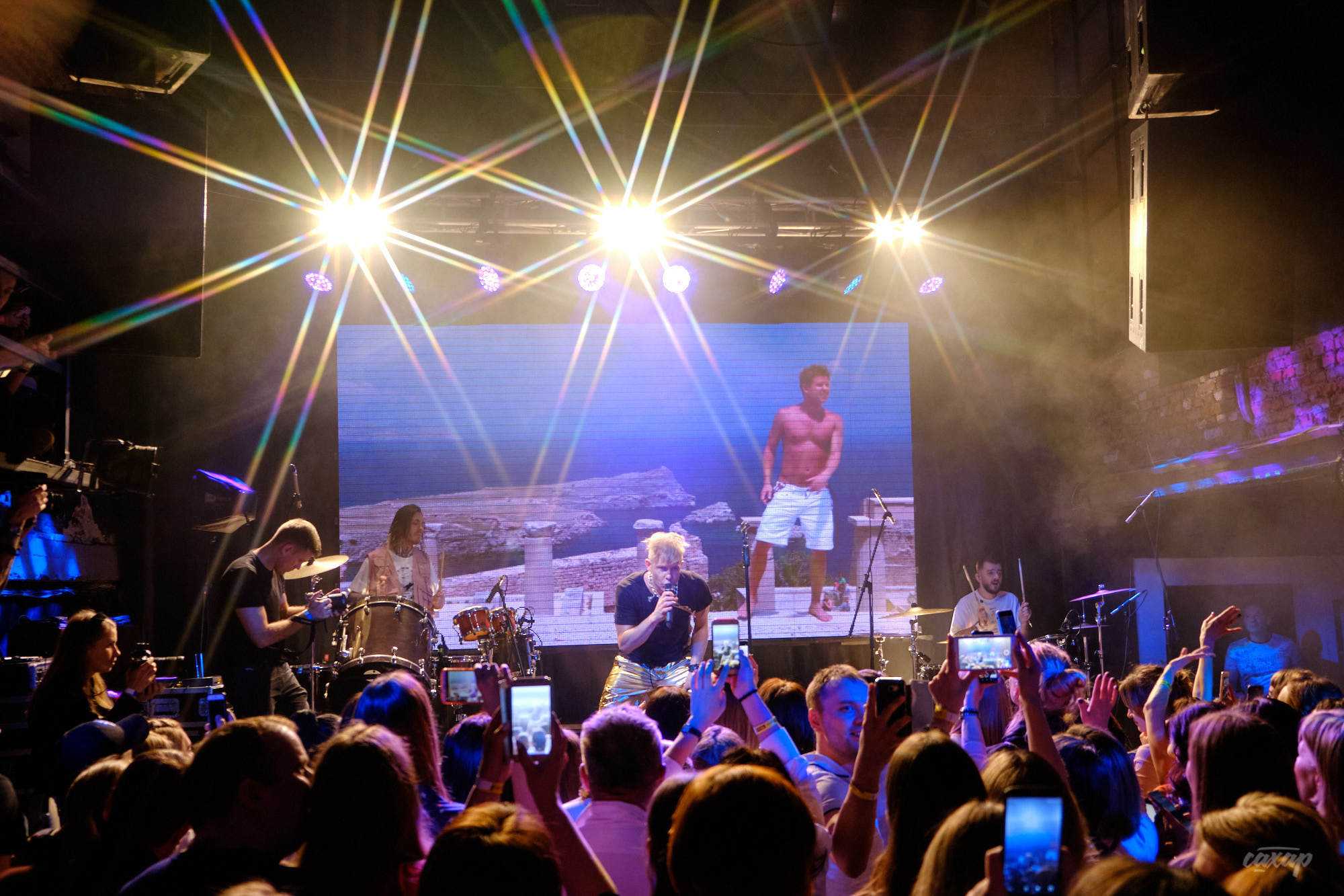 Митя Фомин ex. Hi-Fi. Профессиональный фотограф в Екатеринбурге Юра Сахар