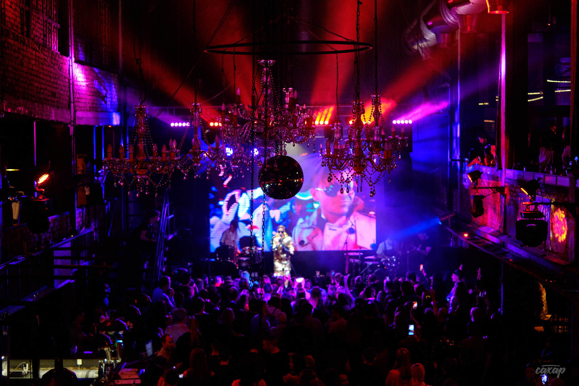 Митя Фомин ex. Hi-Fi. Профессиональный фотограф в Екатеринбурге Юра Сахар