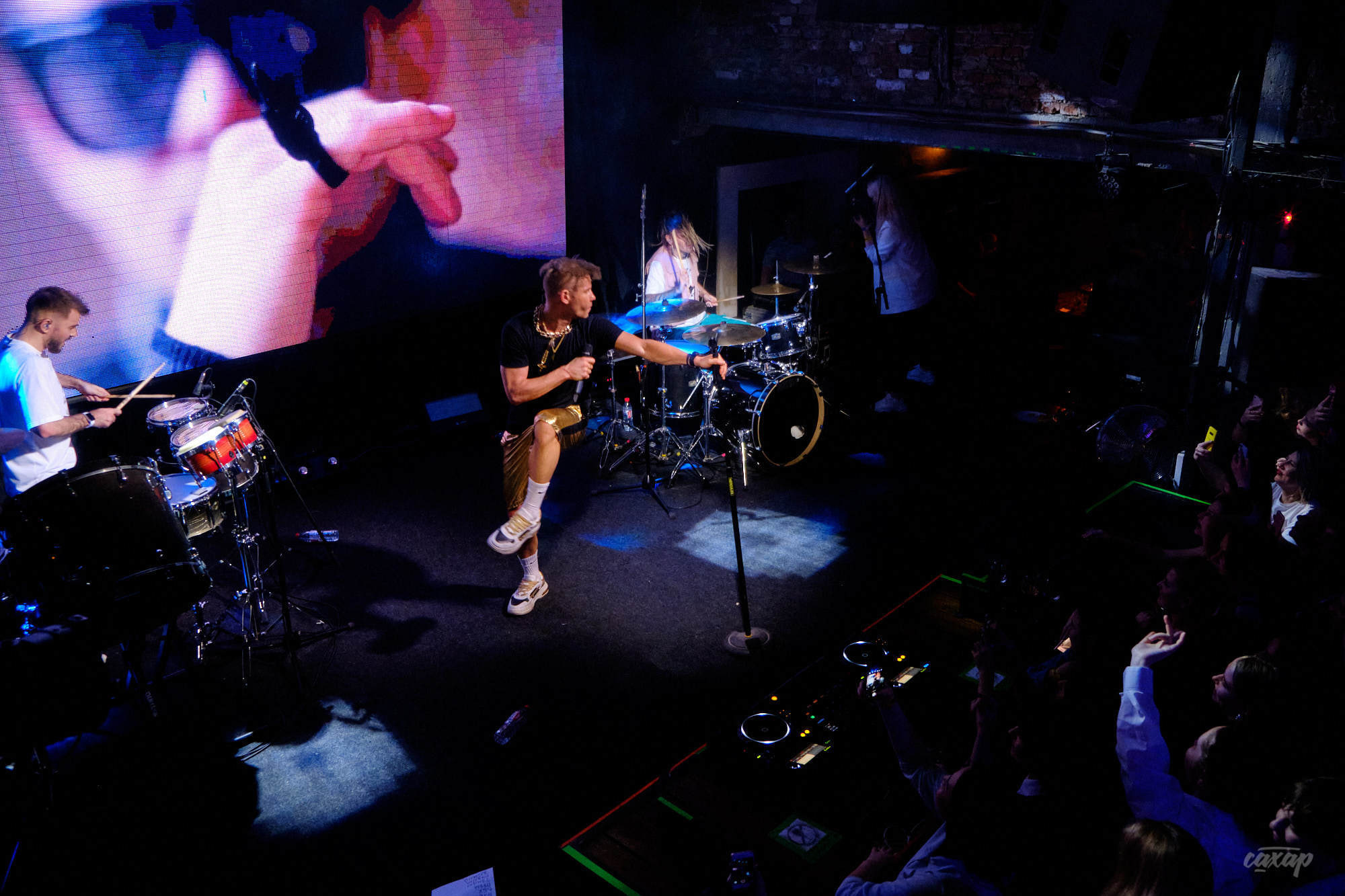 Митя Фомин ex. Hi-Fi. Профессиональный фотограф в Екатеринбурге Юра Сахар