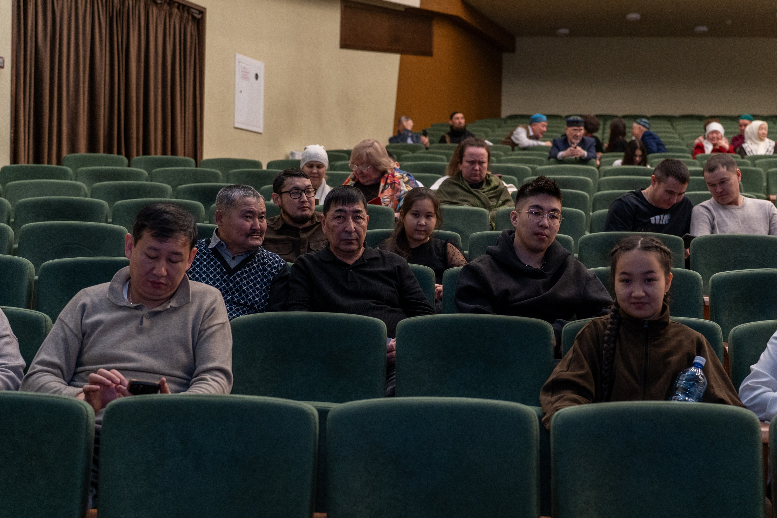 Благотворительные концерты. Свадебный и семейный фотограф в Омске — Динара Чолпонбаева