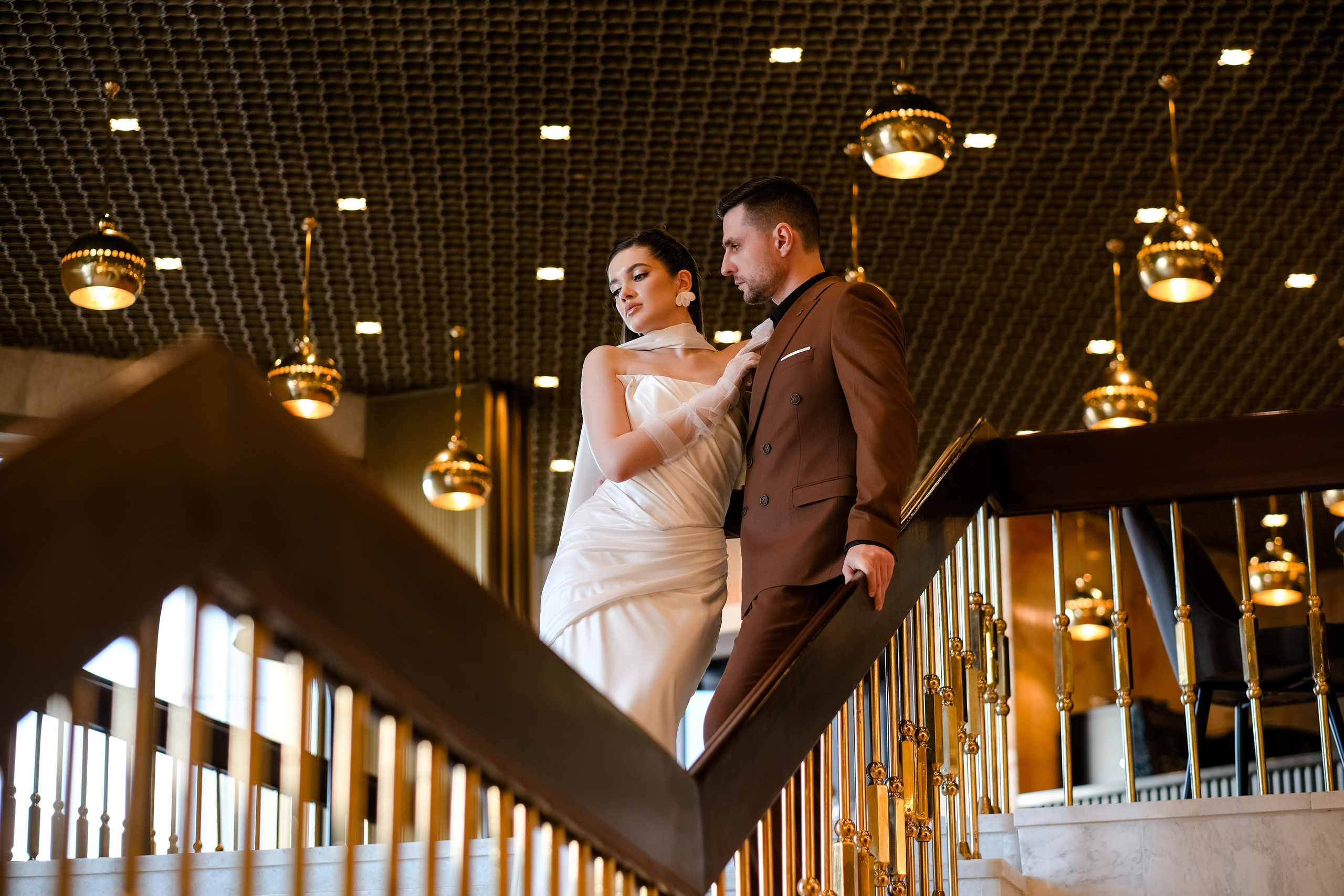 Свадебная фотосессия в театре драмы имени Наума Орлова. Свадебный фотограф в Челябинске Сырчикова Наталья
