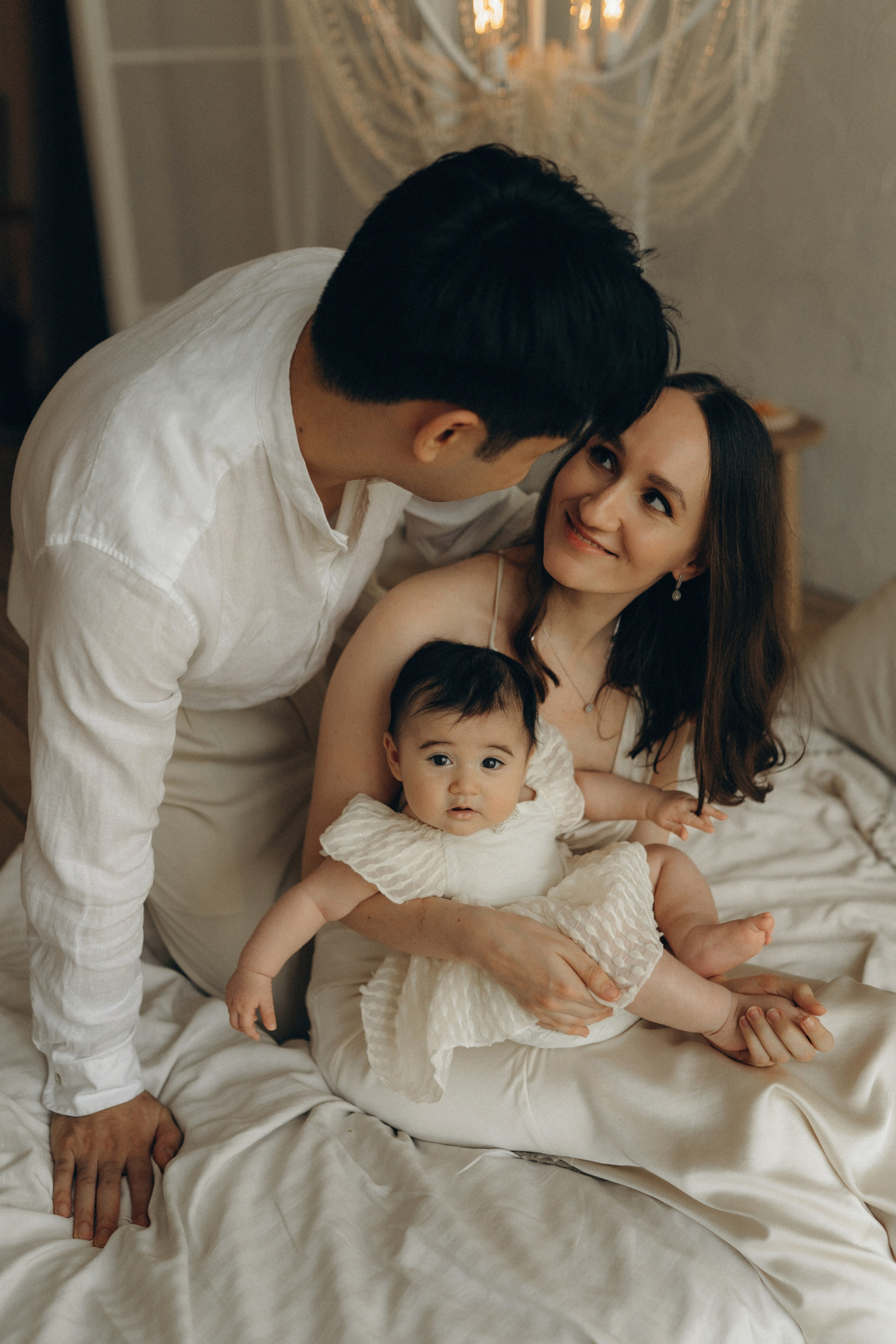 Малышка Нина и родители. Семейный lifestyle фотограф в Москве Рената Рафикова