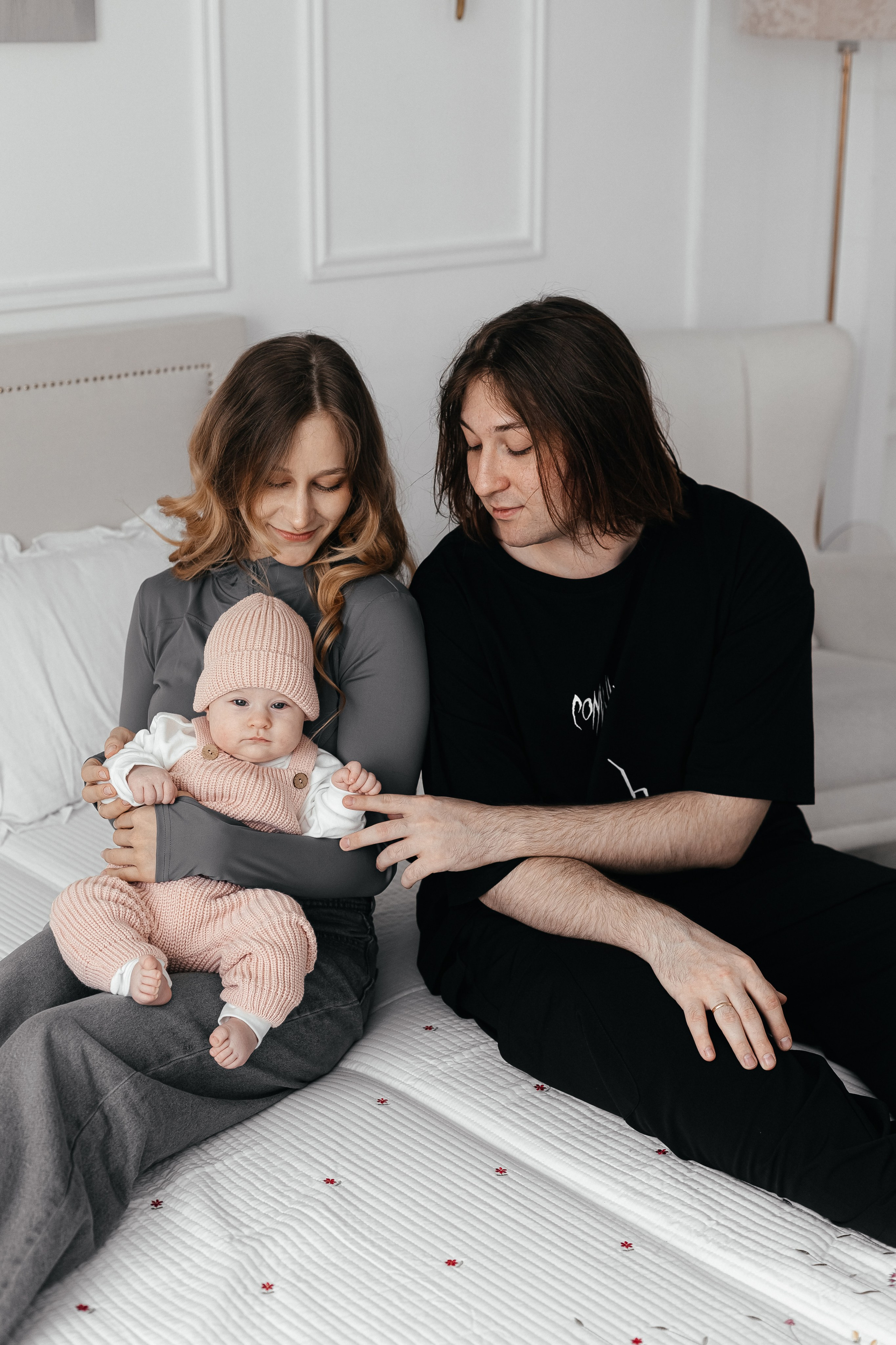 Зоя, Дима и Вика. Главная