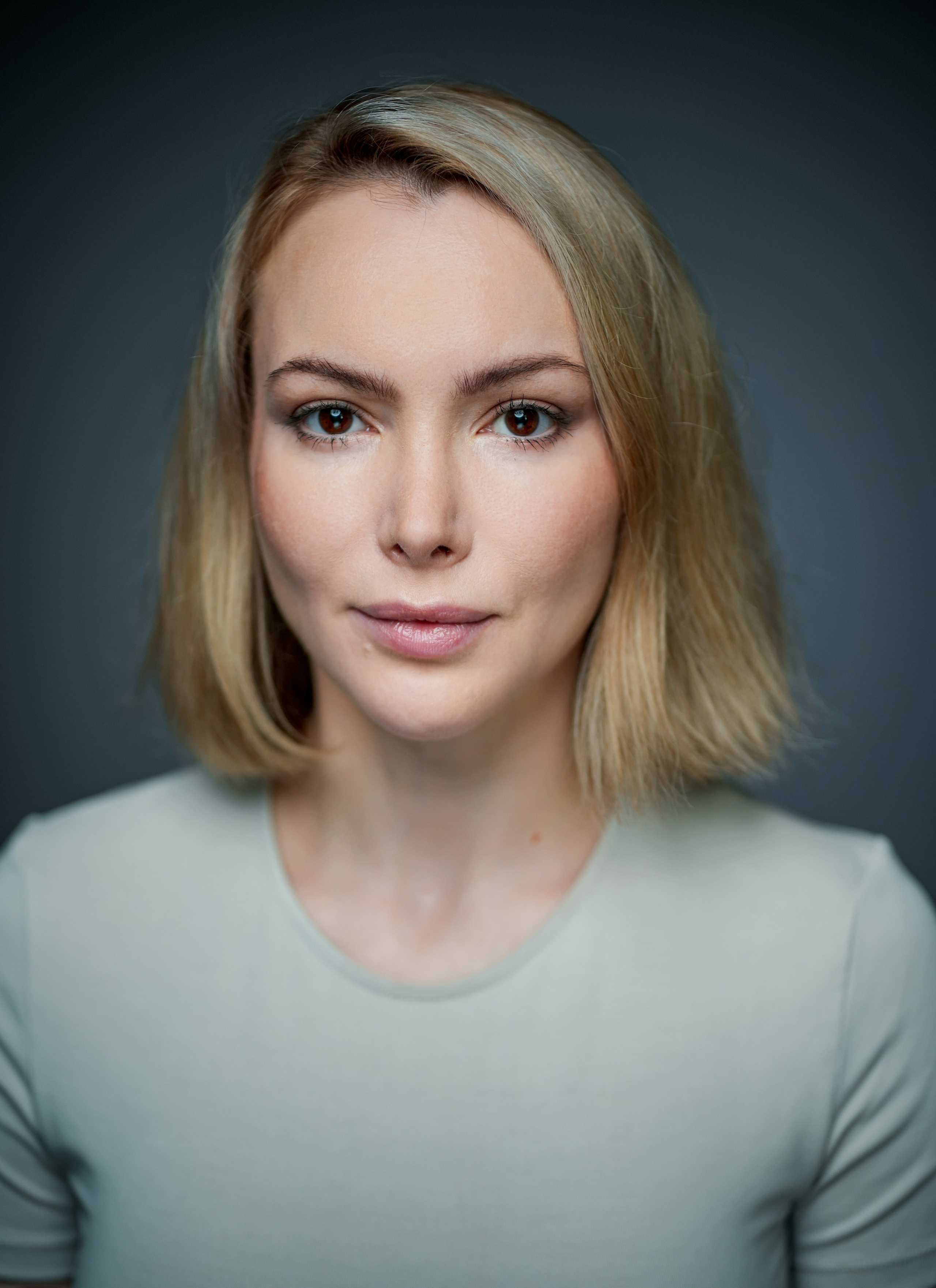 Актриса Елена Волик. Портретная съемка в Москве, студийный фотограф Игорь Фомин
