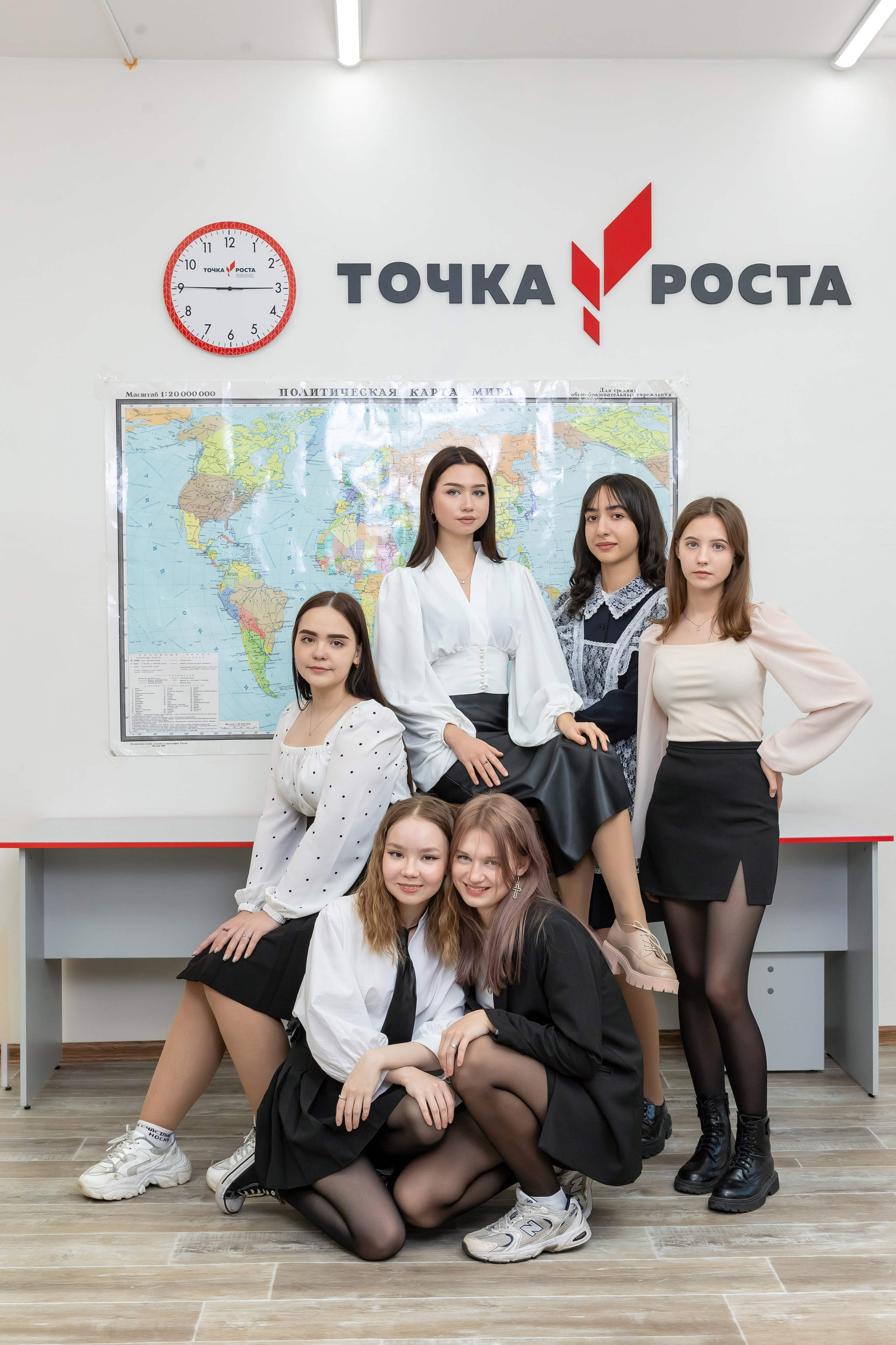 Примеры фото СТАРШИЕ КЛАССЫ. Фотограф Радужный ХМАО, Школьный фотограф, семейный фотограф, выпускной альбом