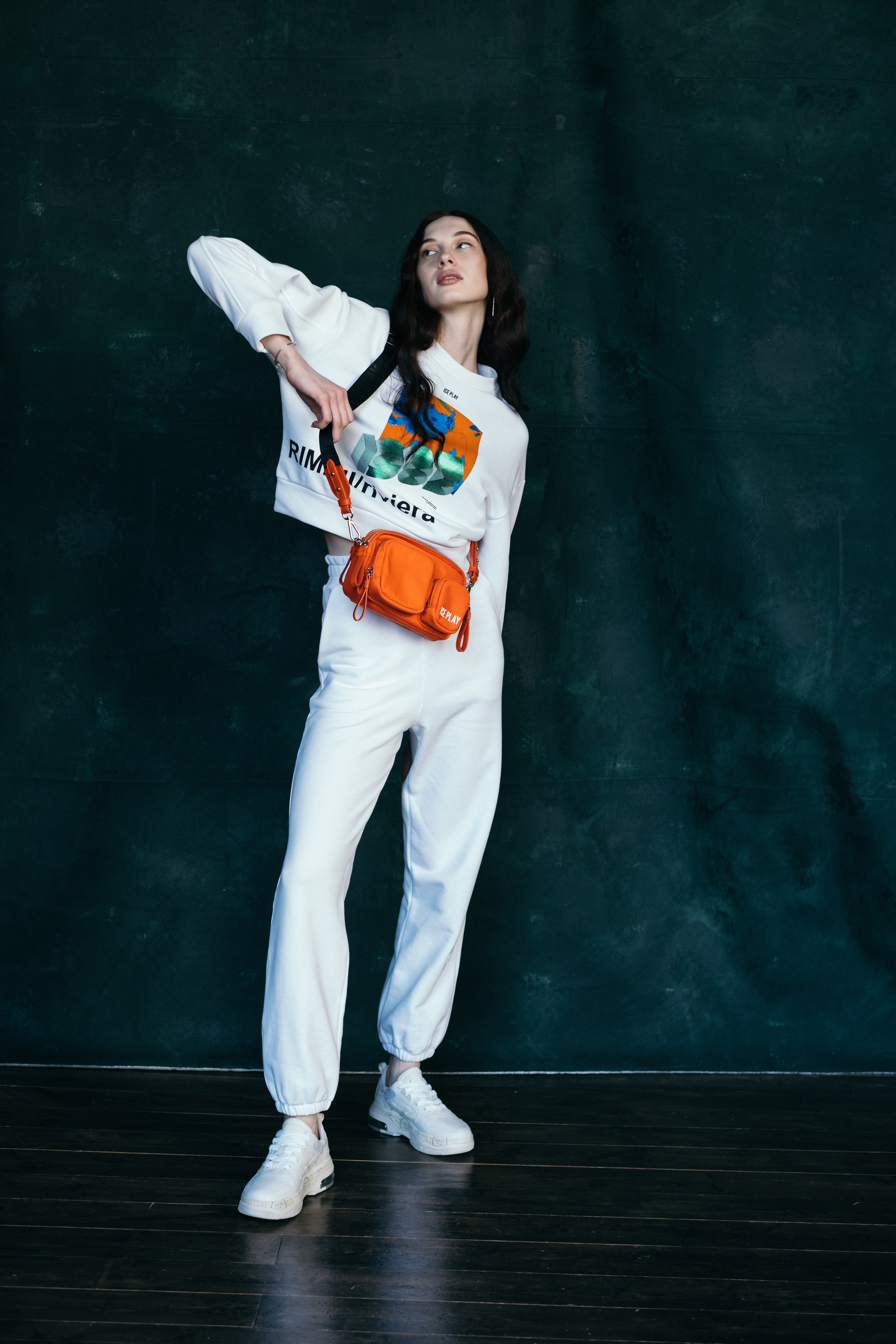 Имиджевая съёмка одежды. Предметный фотограф в Симферополе Антон Катунин