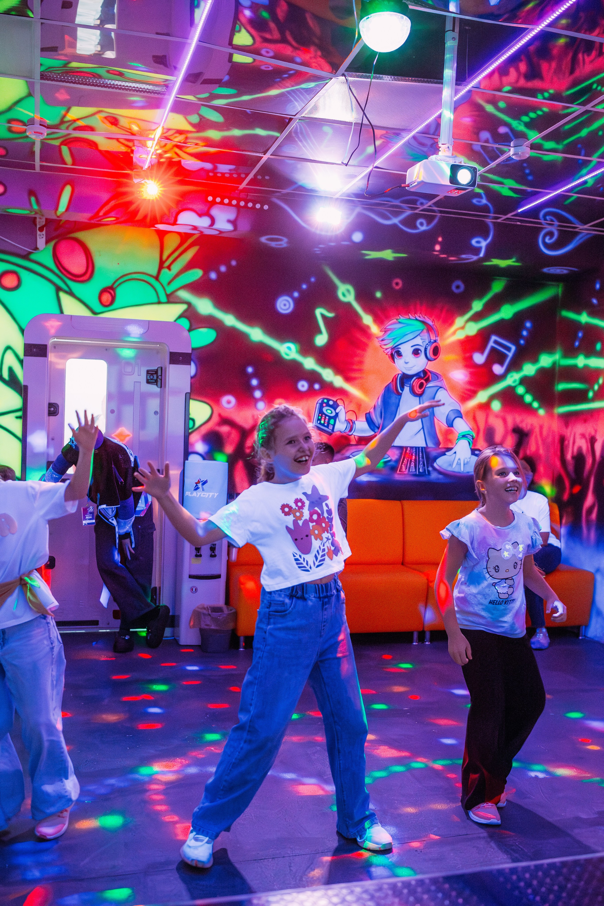 День рождения (PlayCity). Семейный фотограф в Волгограде Надежда Головко