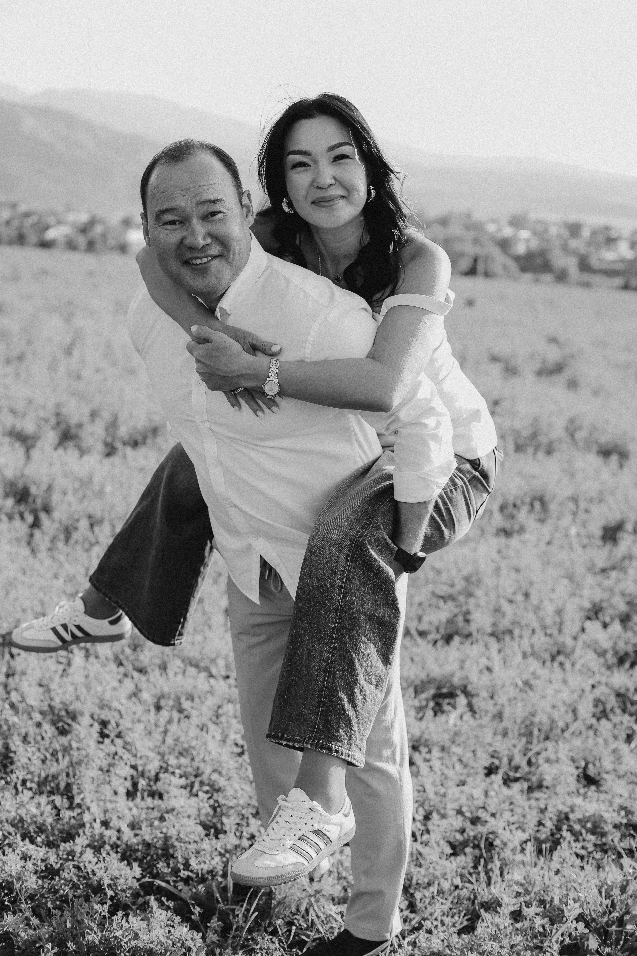 Поле на закате. Фотограф в Алматы и Москве Даша Пушкина