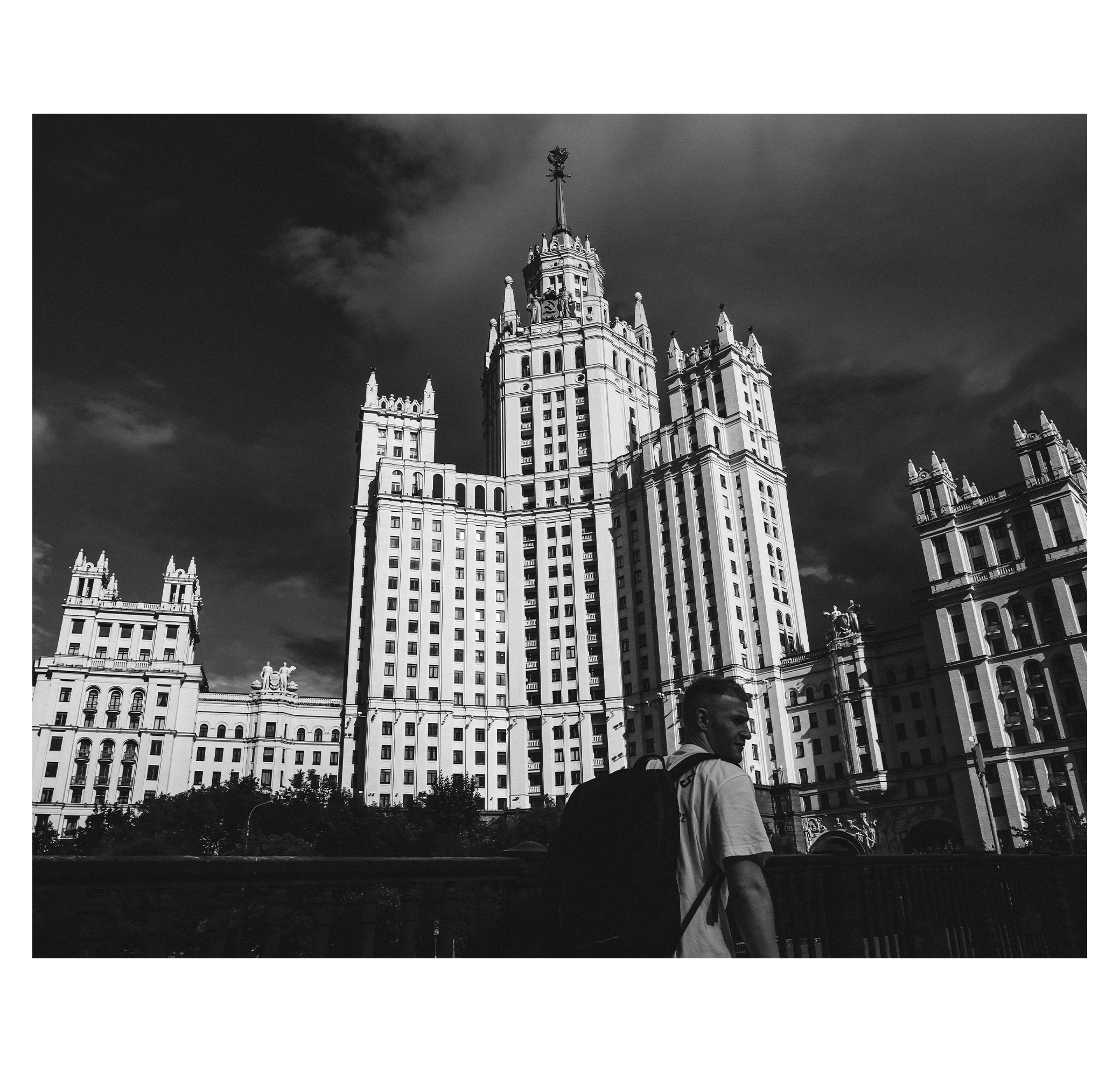 MOSCOW TAPE. Фотограф/дизайнер в Екатеринбурге Хитрый Дмитрий