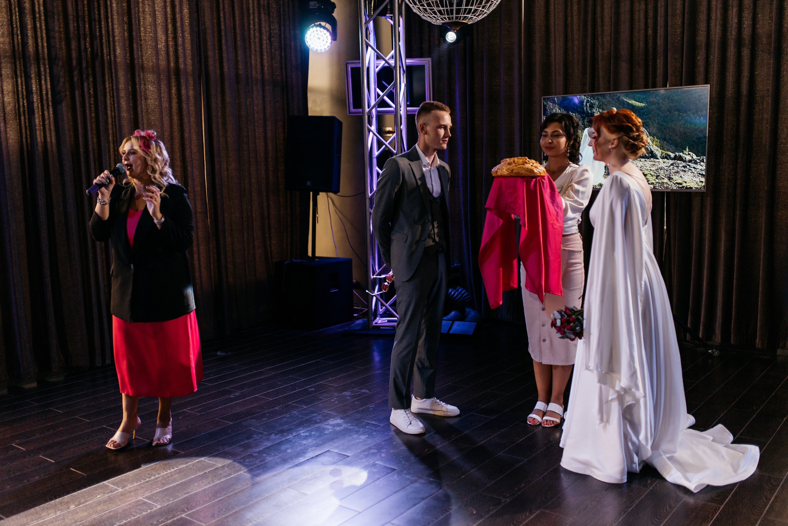 Давайте праздновать любовь. Саша и Марат. Свадебный и семейный фотограф в Магнитогорске Катя Буряк