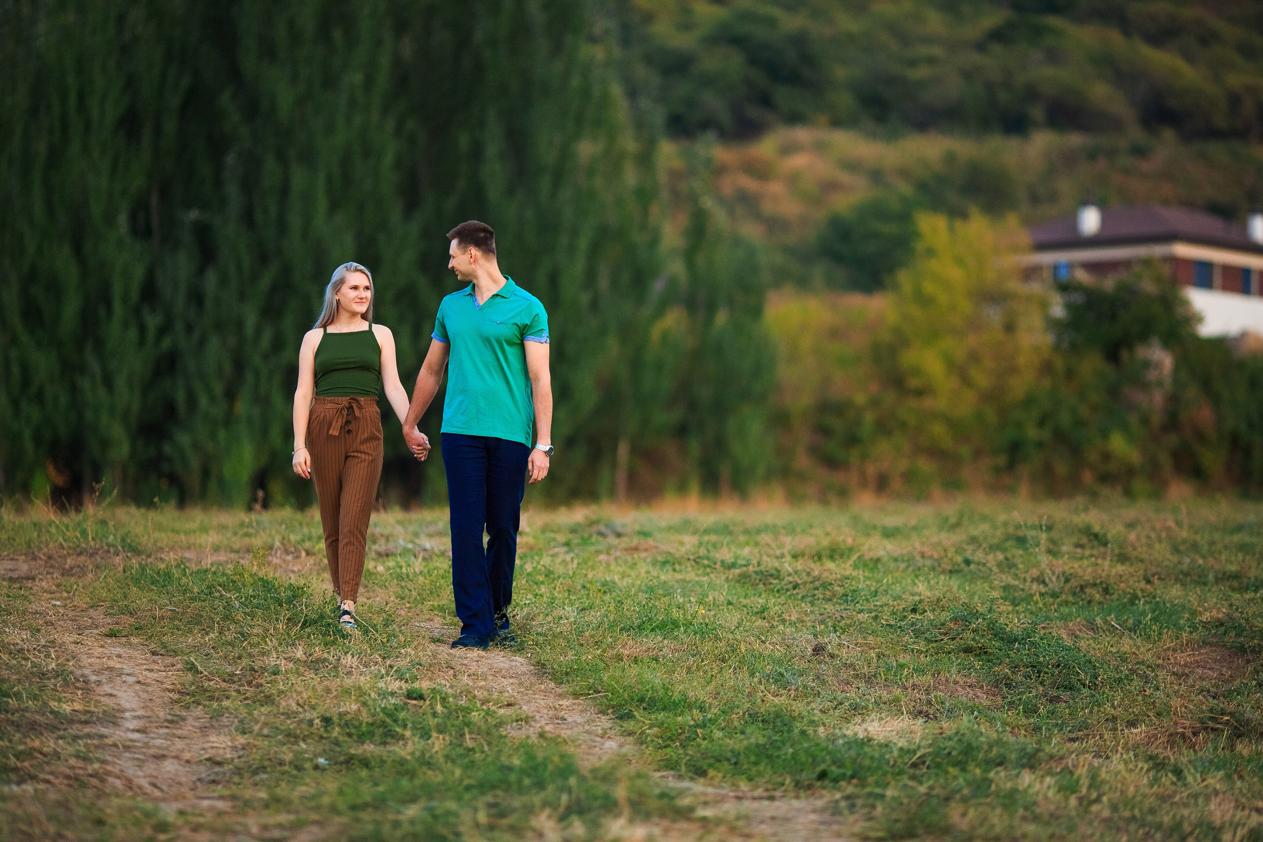 Фотосессия в стогах Алматы. Свадебный и семейный фотограф в Алматы Алексей Балышев