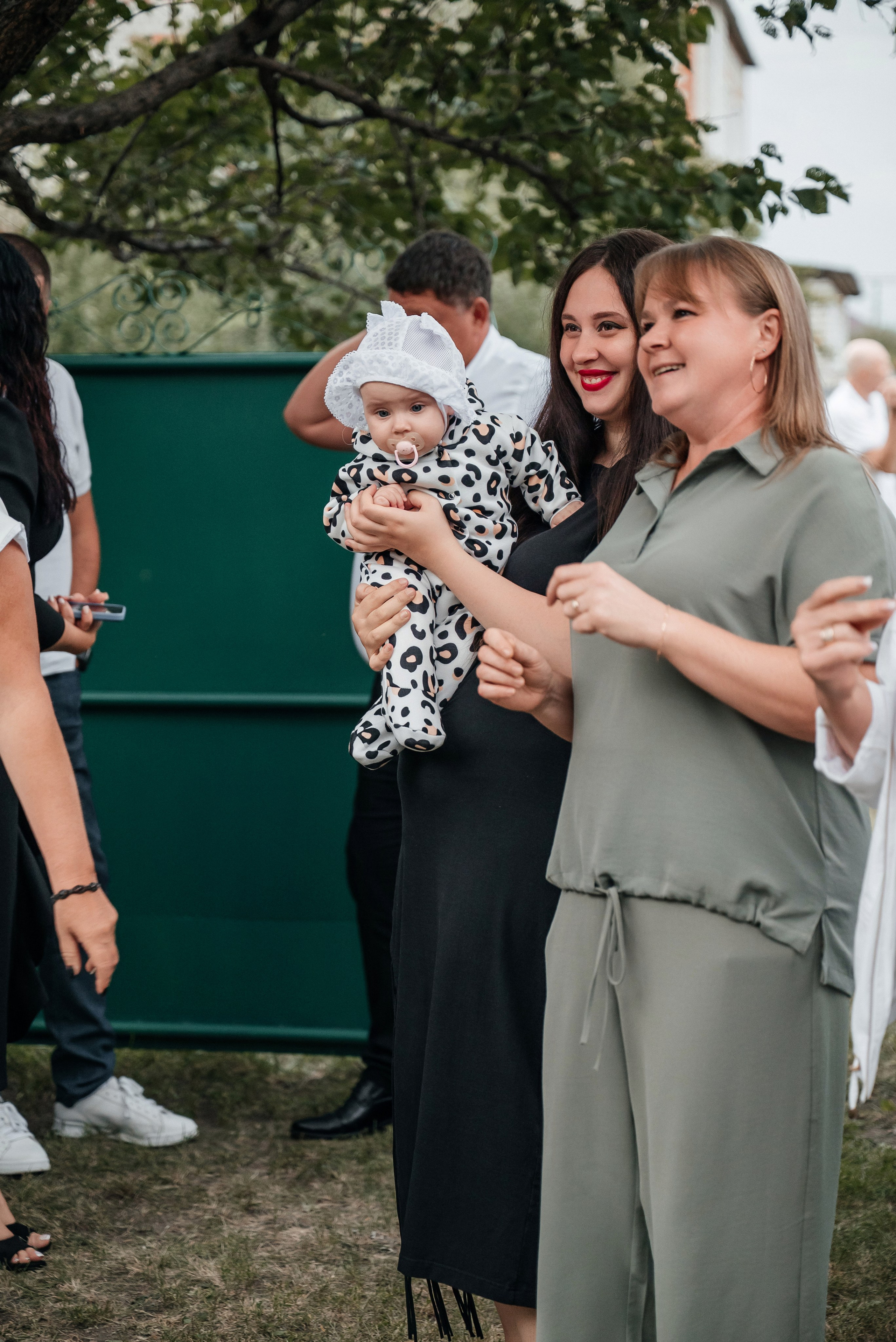 «Свадьба Даши и Артема». Школьный фотограф в Валуйках. Фотосессии для выпускников и изготовление выпускных альбомов в городе Валуйки и в Белгородской области