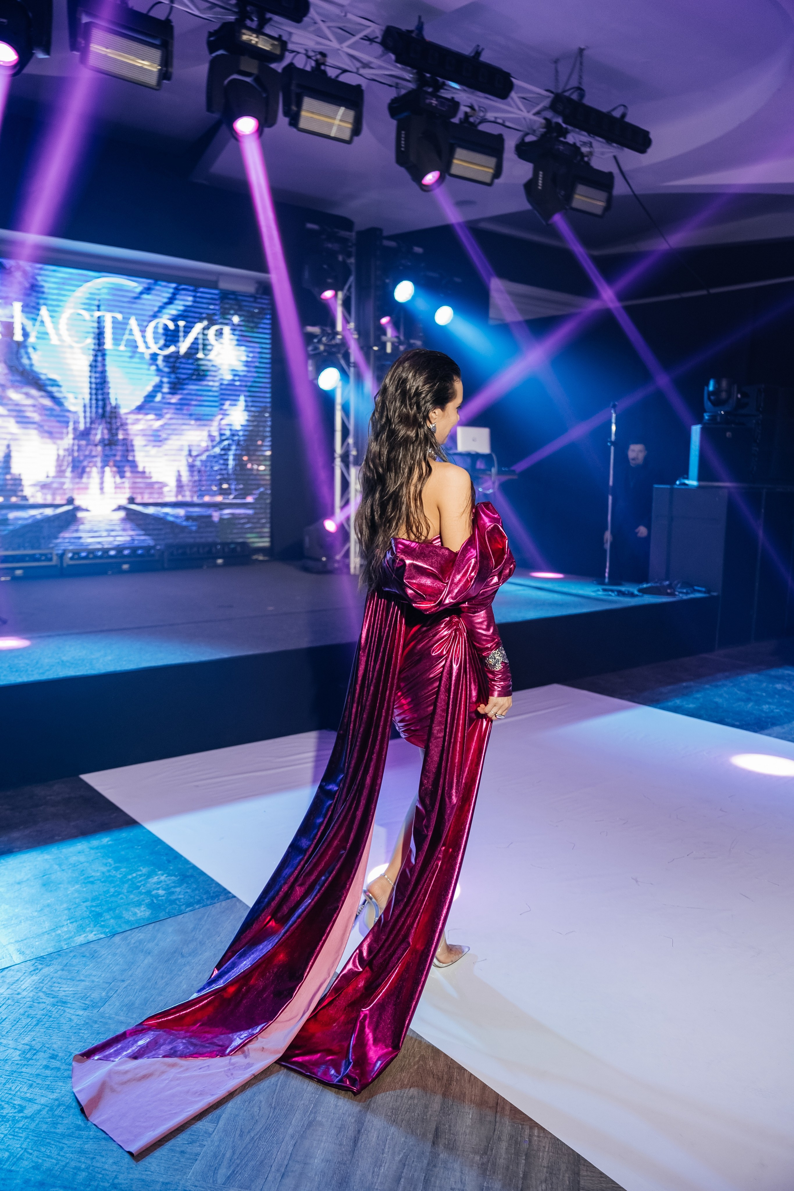 АНАСТАСИЯ ИЛЛЮЗИЯ РЕАЛЬНОСТИ BIG TEAM. Свадебный и семейный фотограф В Барнауле Нечаева Таня