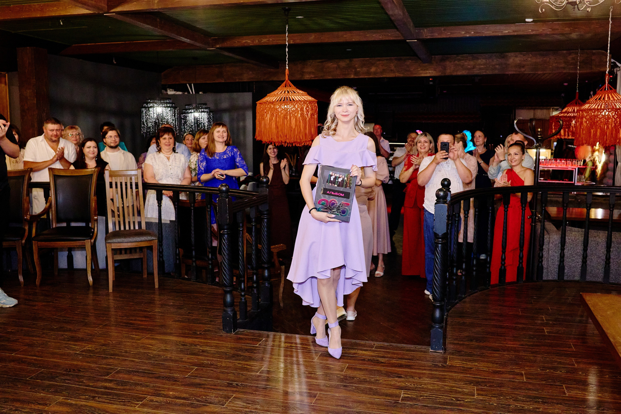 Выпускной 35 Сош. Фотограф Выпускные альбомы Таганрог Сергей Коробченко