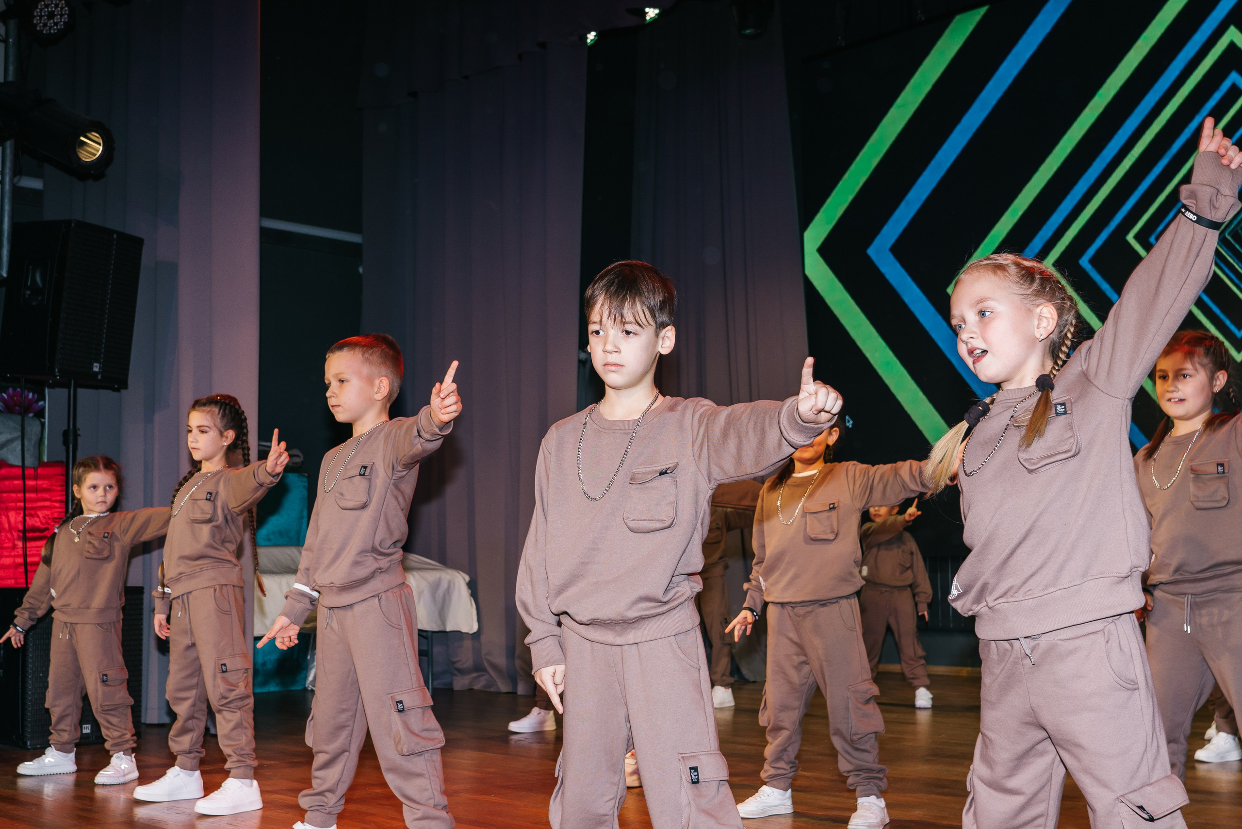 Отчетные концерты Fresh_Air. Женский фотограф в Москве Анастасия Сидорова