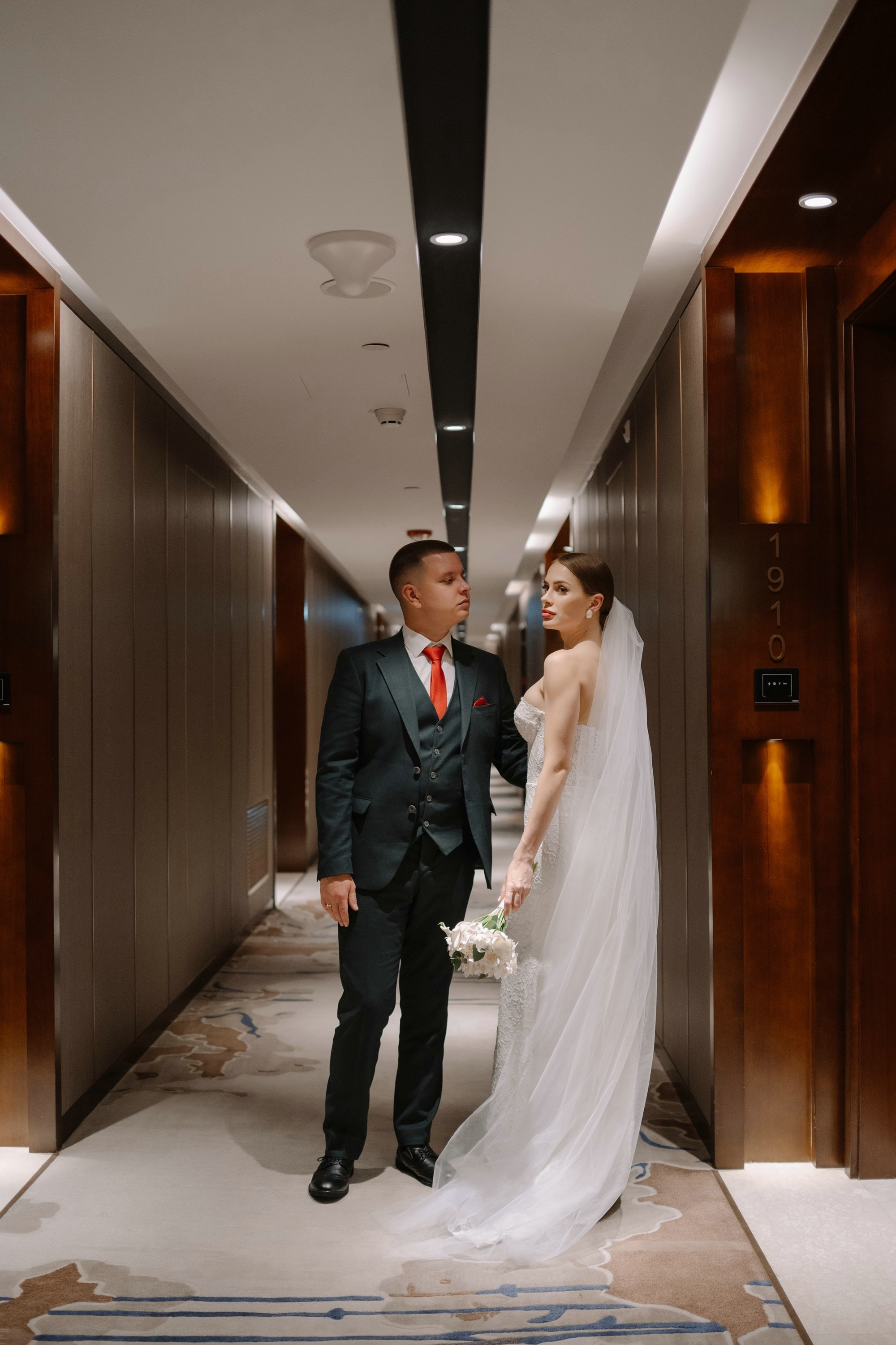 Свадебная фотосессия в Soluxe hotel Moscow. Свадебный и семейный фотограф в Москве Светлана Зоткина