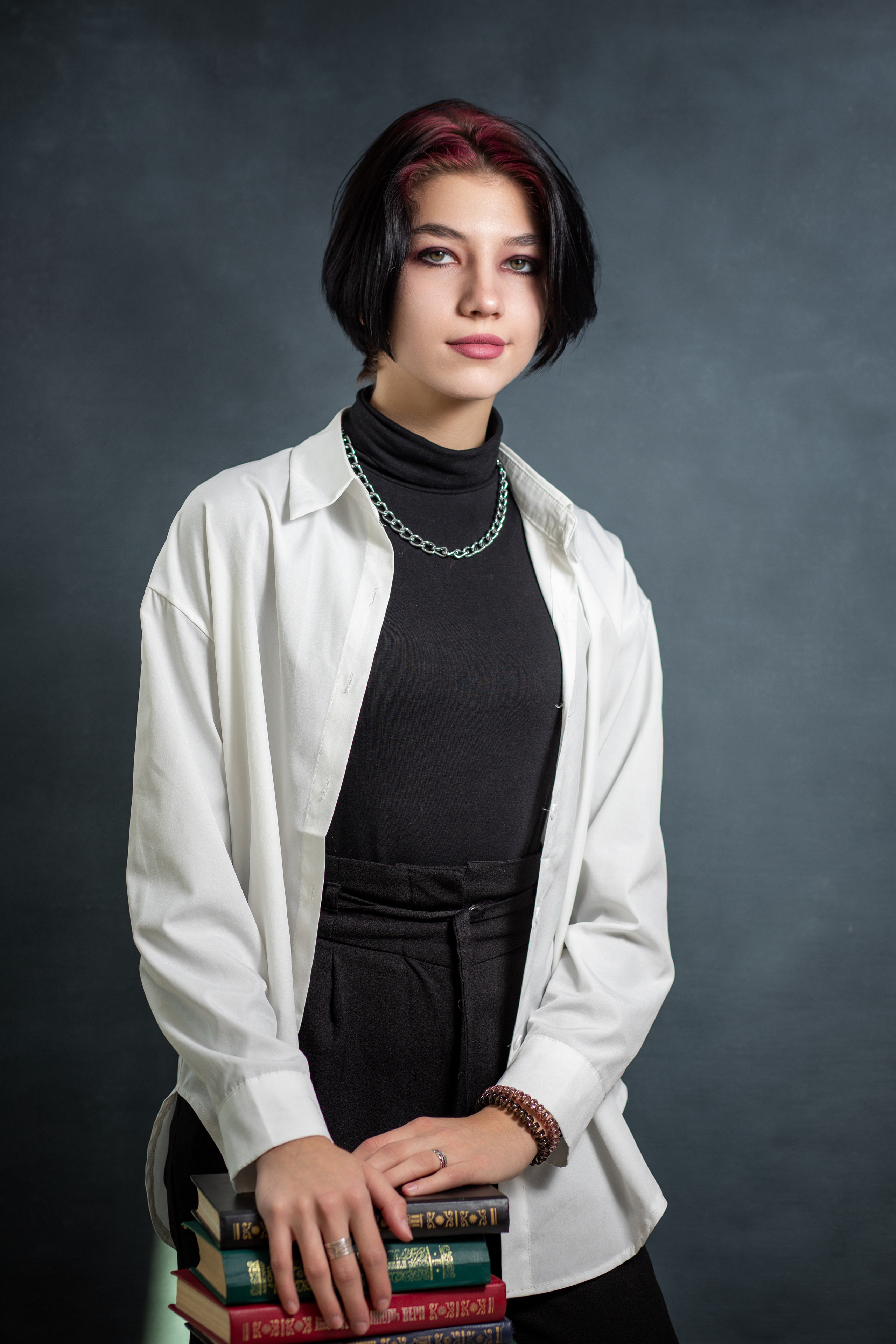 Портшкол. Современные выпускные альбомы для 9-11х классов заказать в Хабаровске