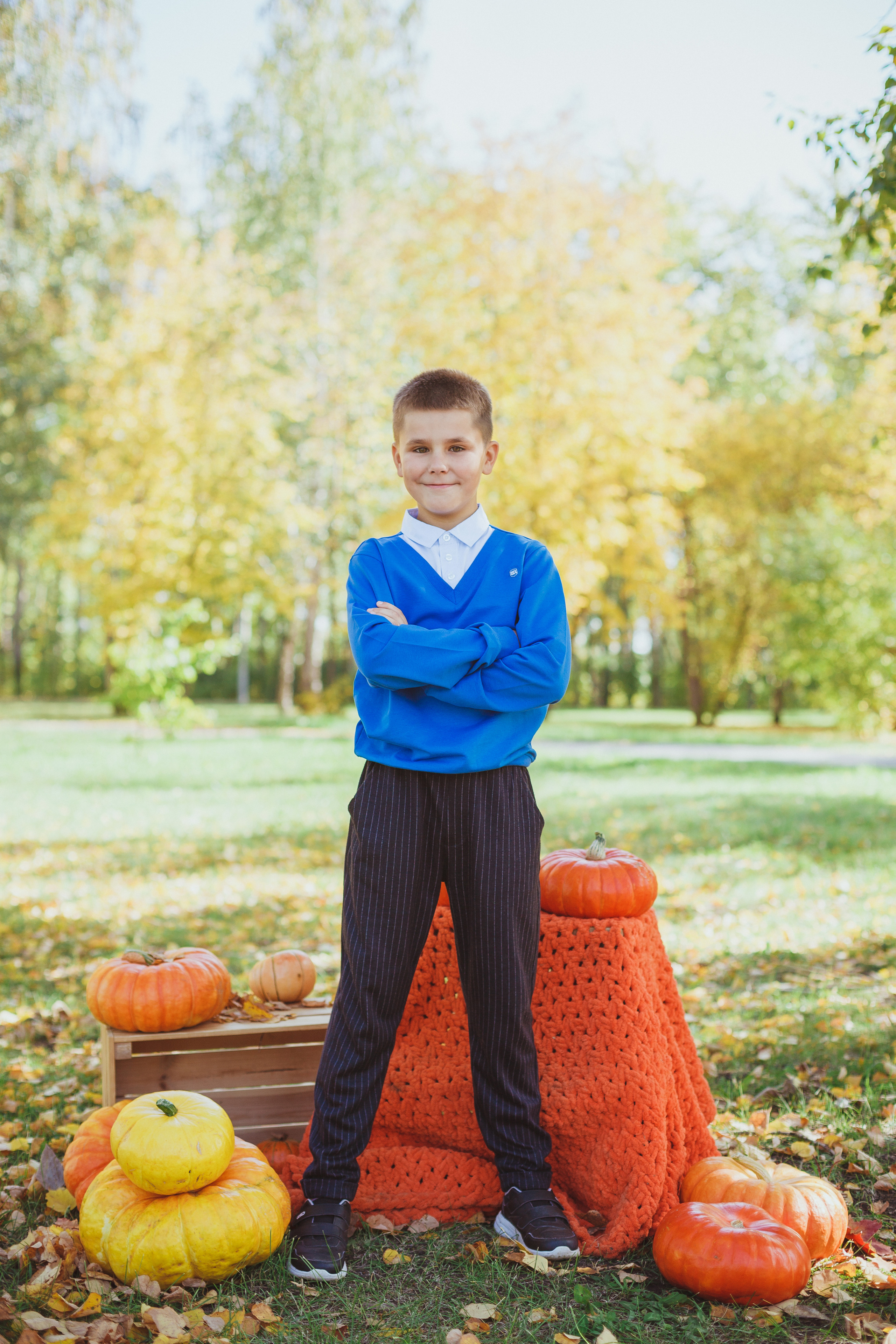 Школьная фотосессия на 31 августа. 1,2,3 сентября. Портреты детей 4-6 штук. Групповые общие 2-5 шт. Цена 450р. (1). Семейный и детский фотограф в Сухом Логу Ольга Кайгородова